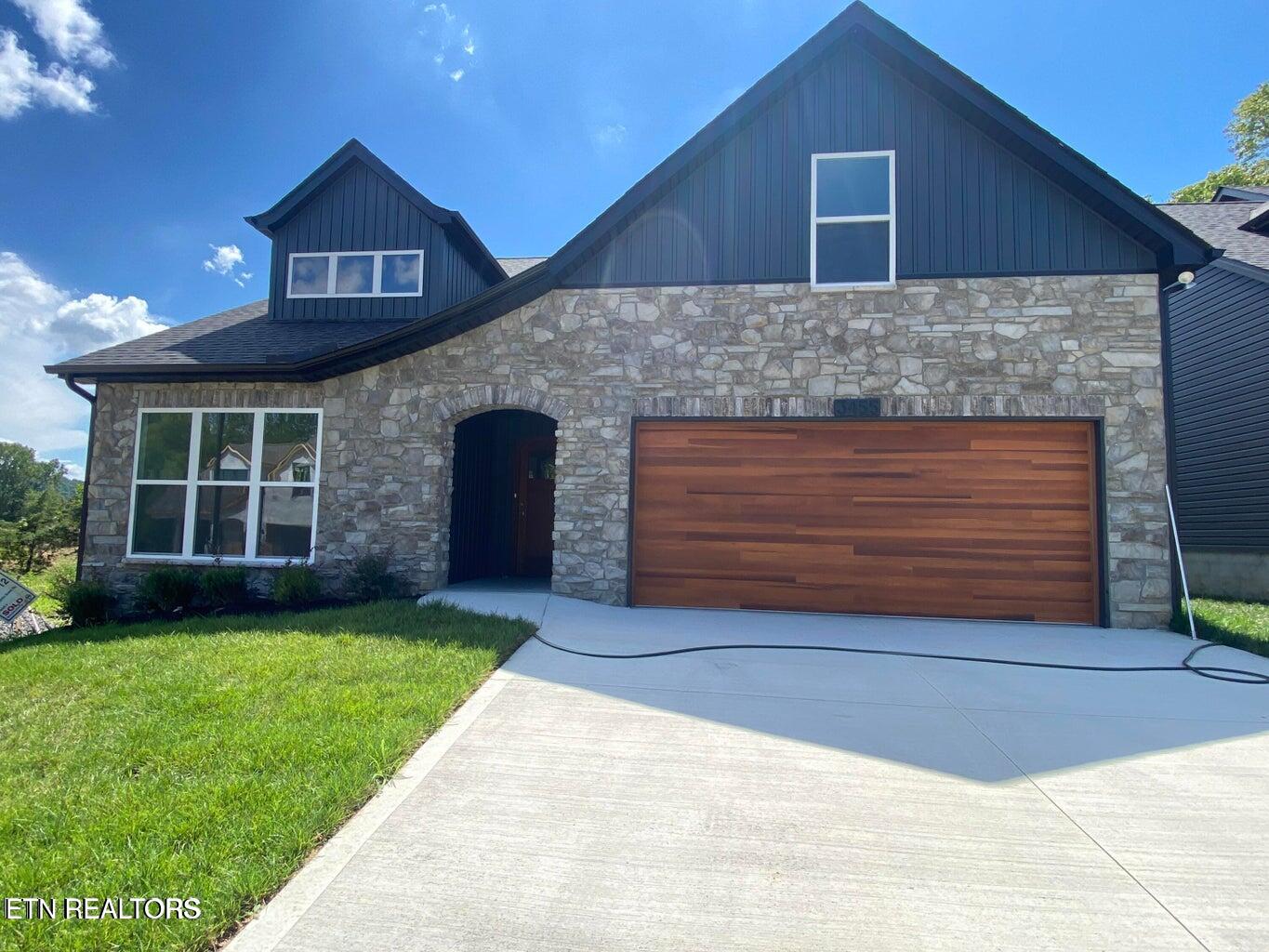 3455 Sparks Scenic Way Knoxville TN 37931