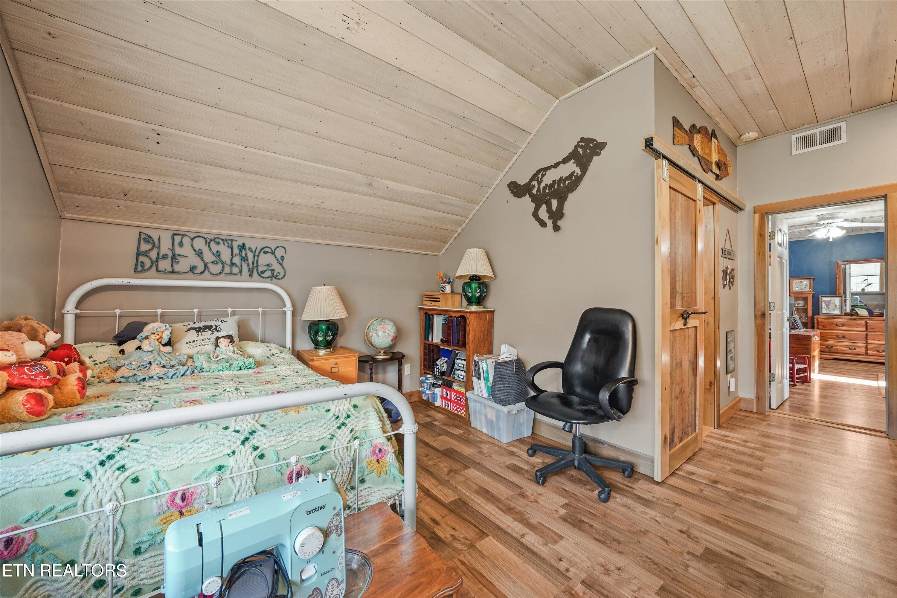 2501 Valley View Road Dandridge TN 37725