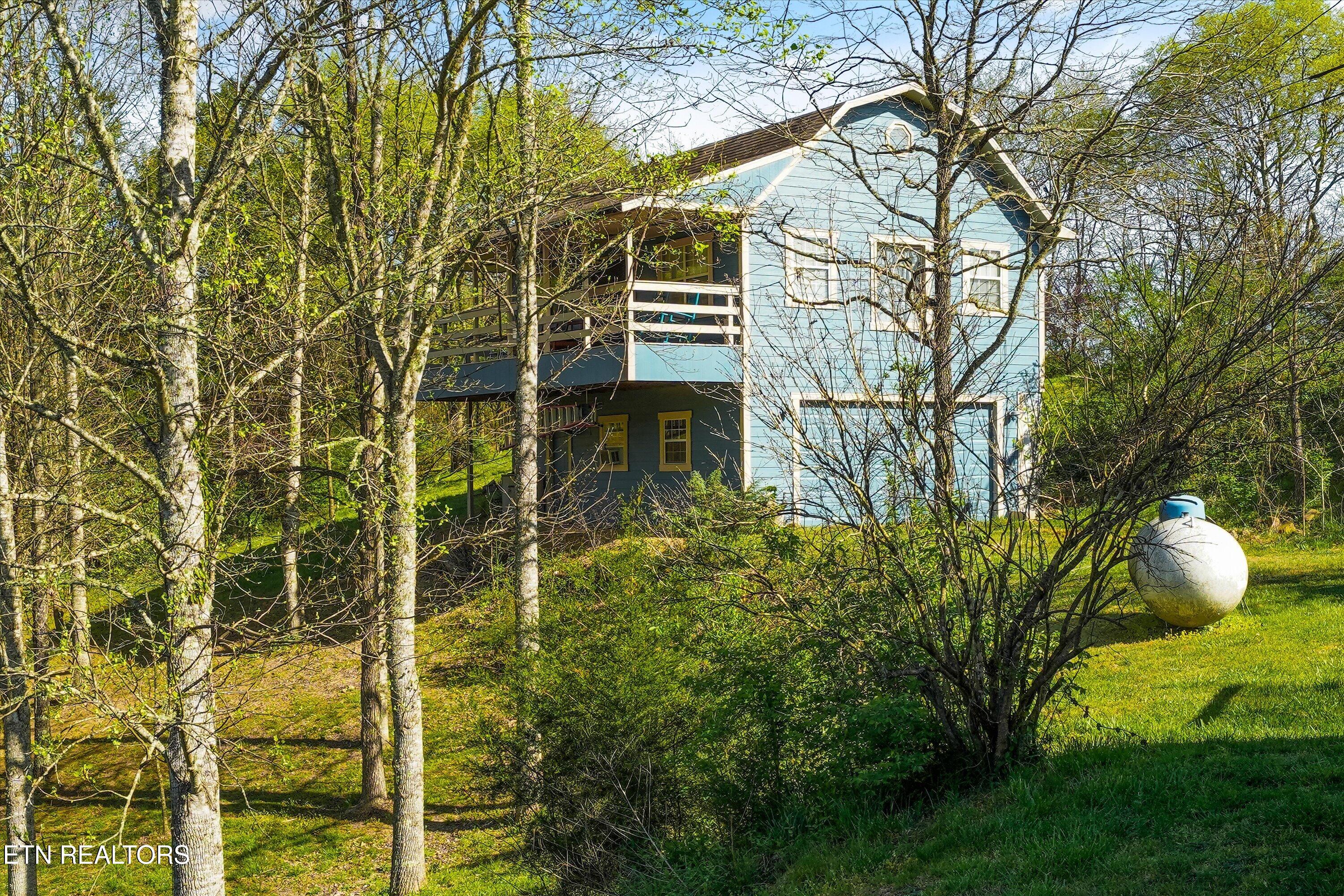 2501 Valley View Road Dandridge TN 37725