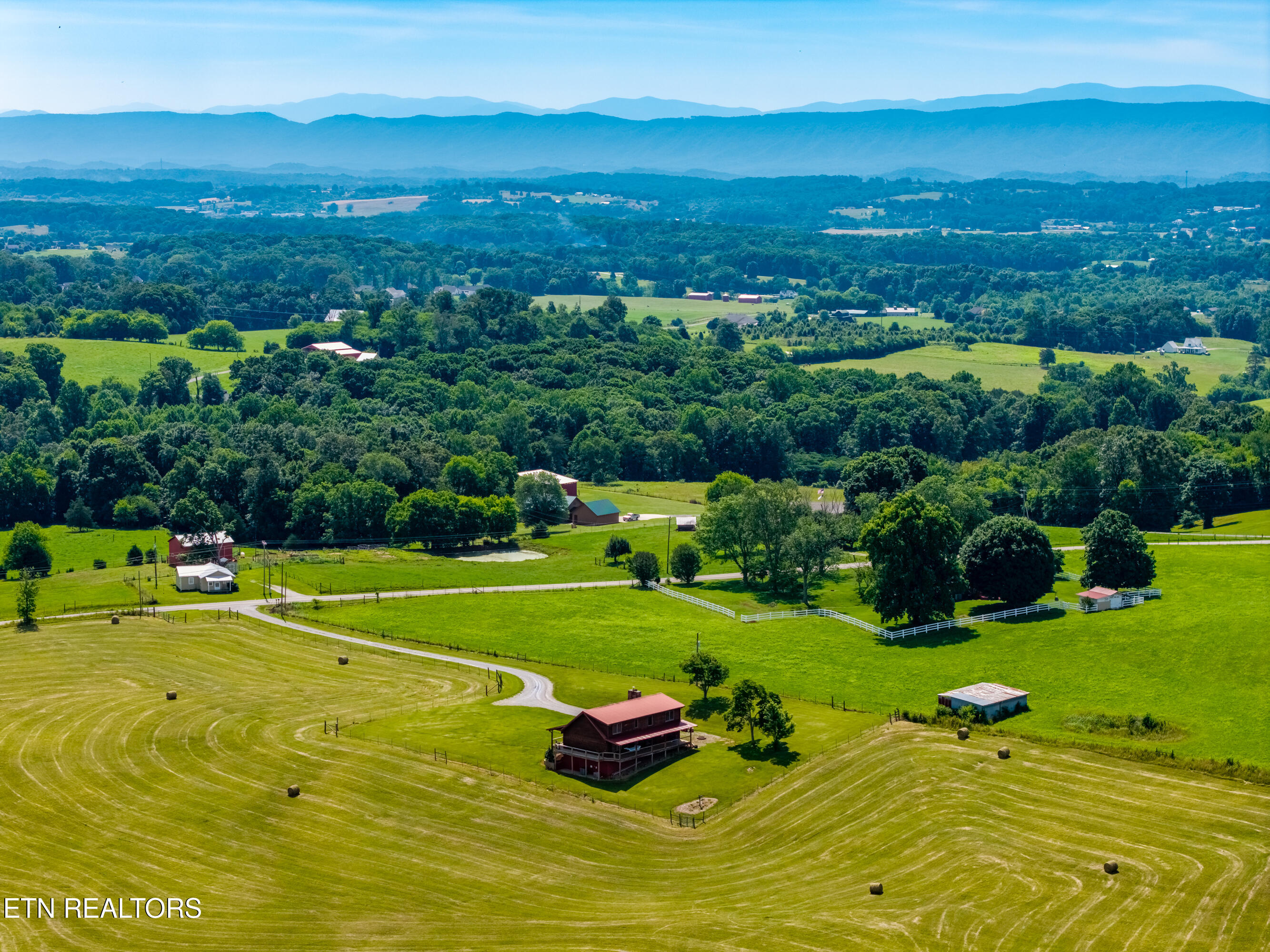 3995 W Meadow Road Greenback TN 37742