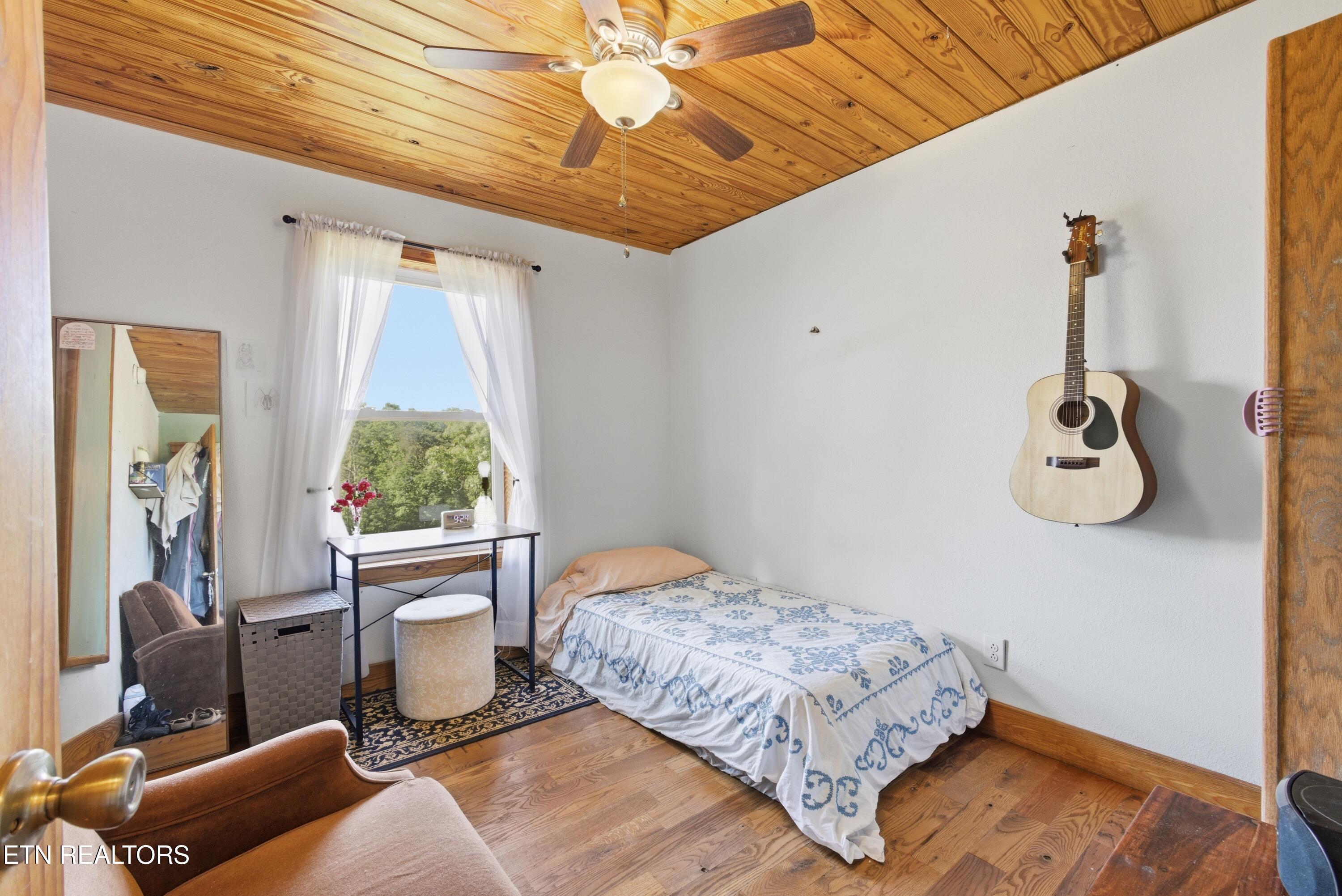 1705 Eagle Furnace Road Rockwood TN 37854