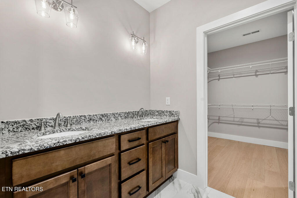 7618 Drake Lane Knoxville TN 37924