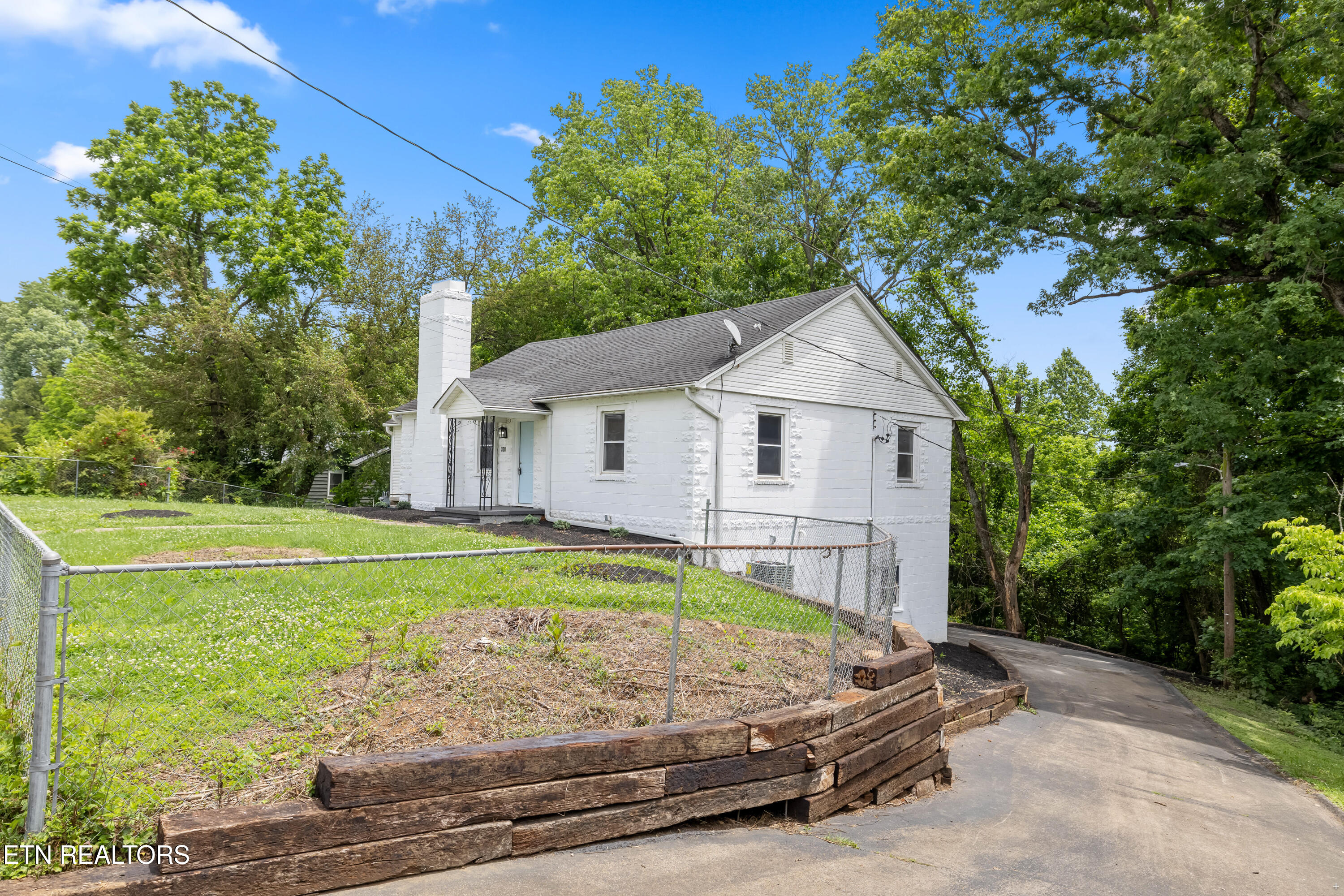 308 Nash Road Knoxville TN 37914