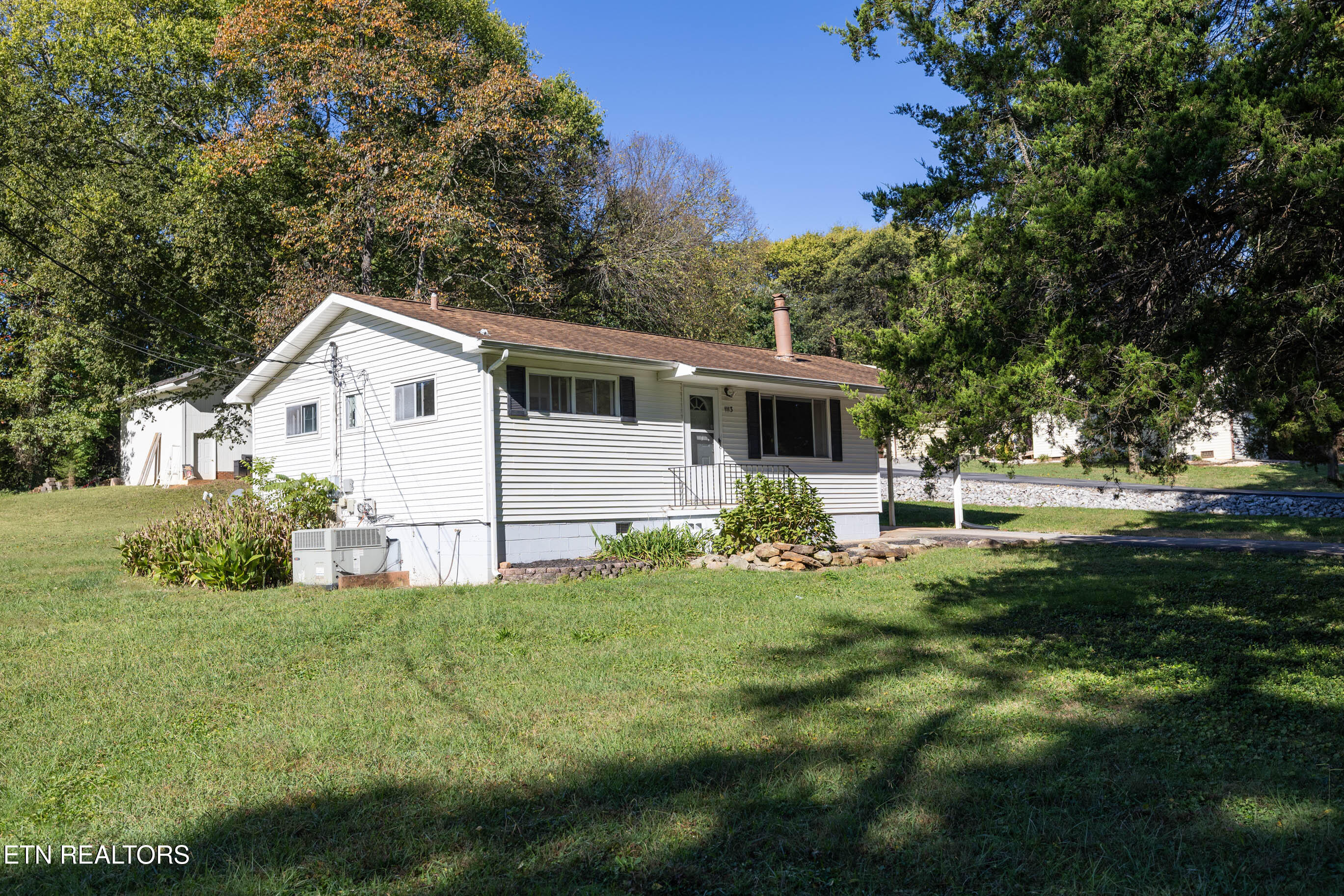 1113 Ownby Lane Knoxville TN 37919