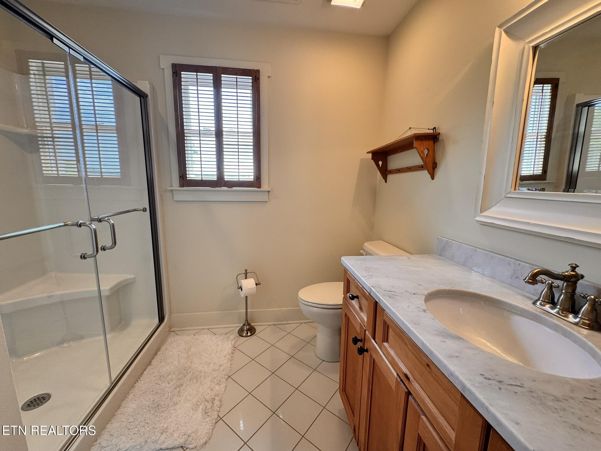 3010 White Oak Circle Rockwood TN 37854