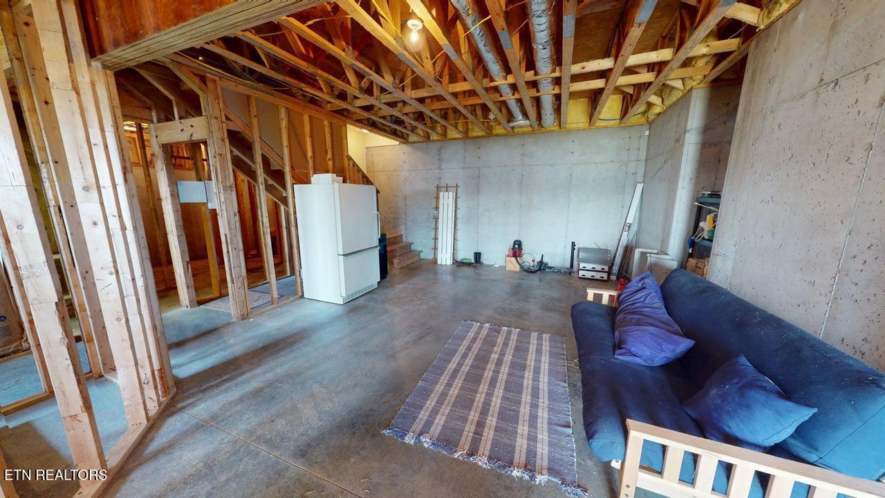 3010 White Oak Circle Rockwood TN 37854