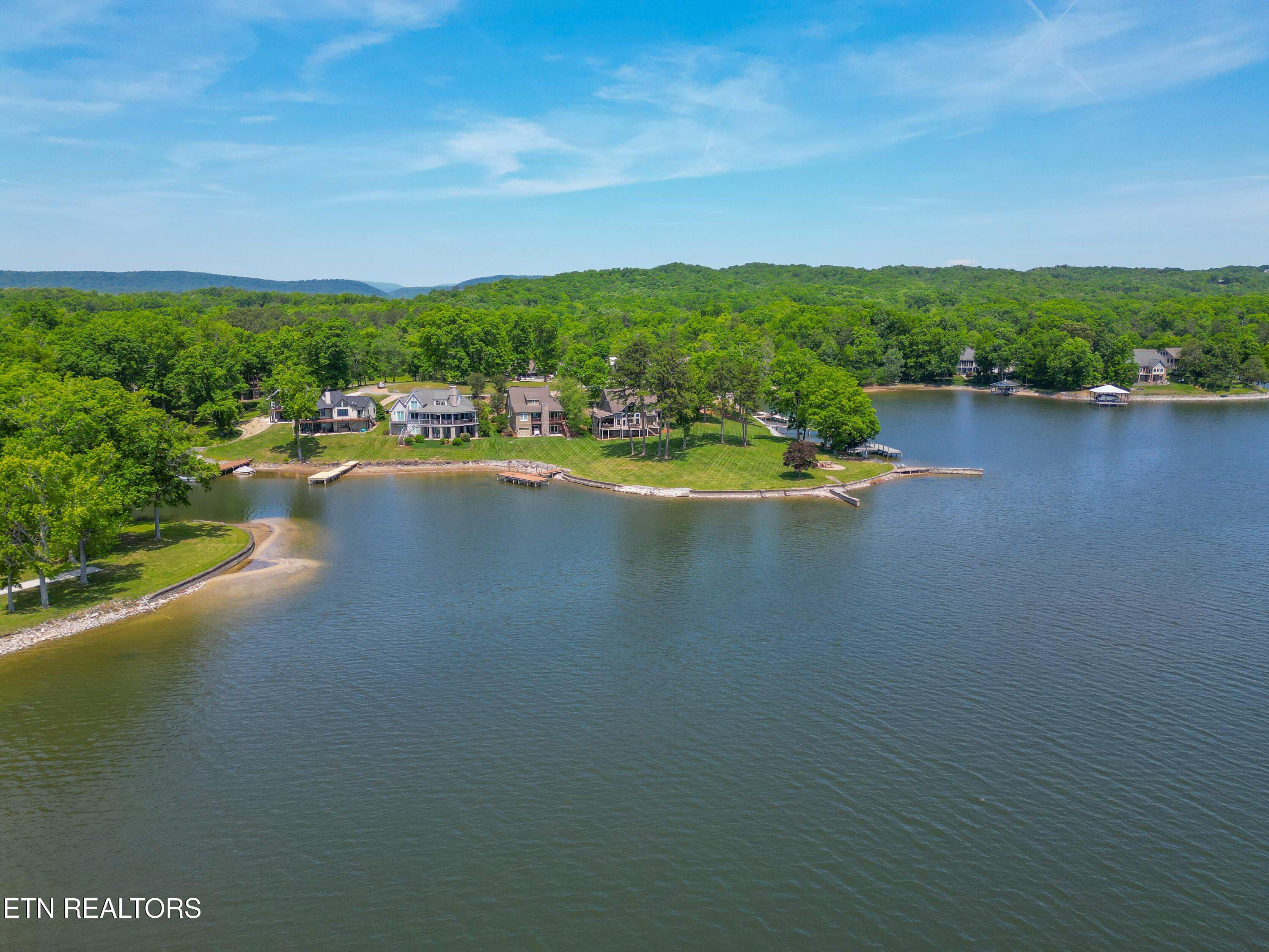 3010 White Oak Circle Rockwood TN 37854