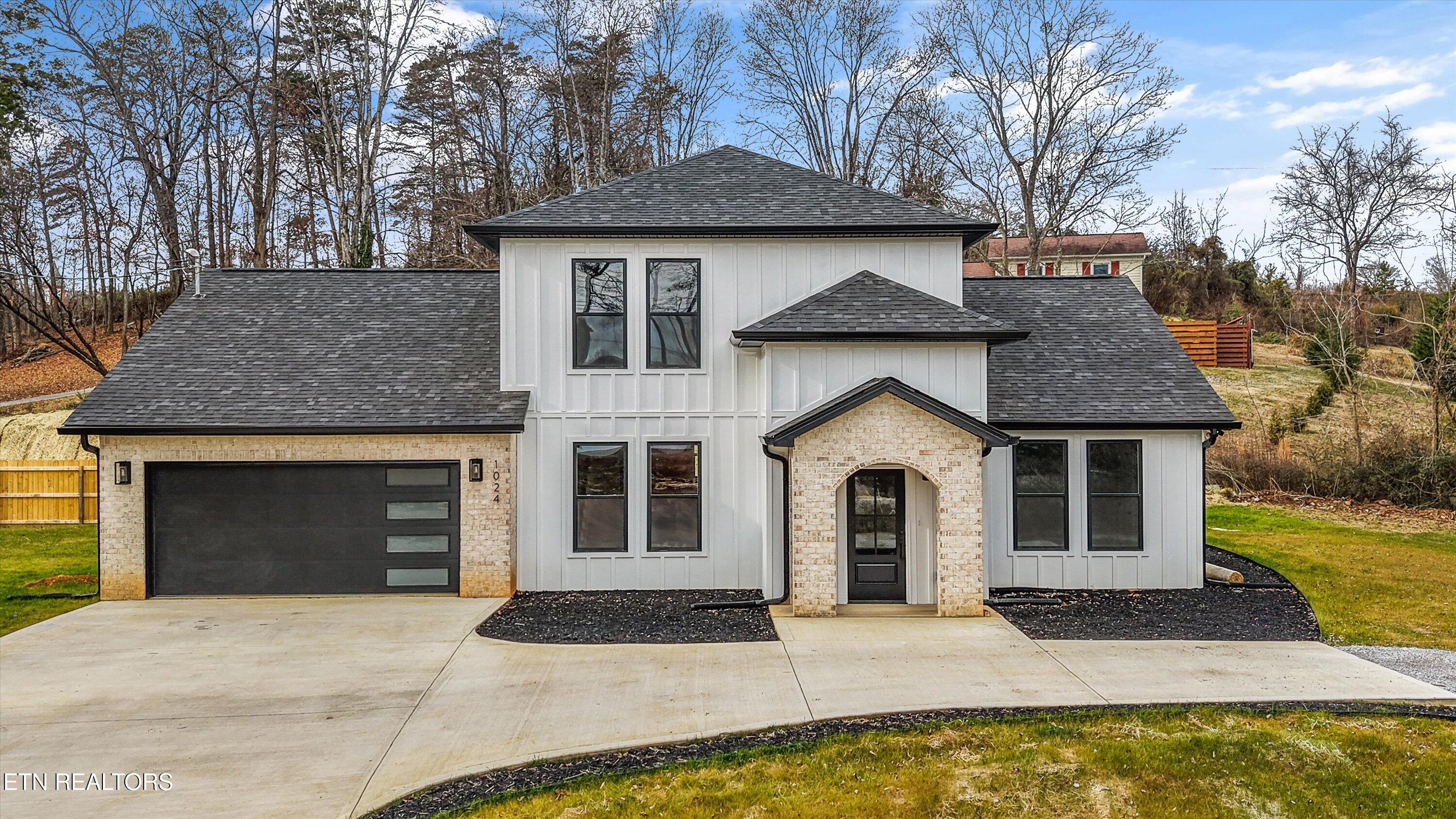 1024 N Gay Street Dandridge TN 37725