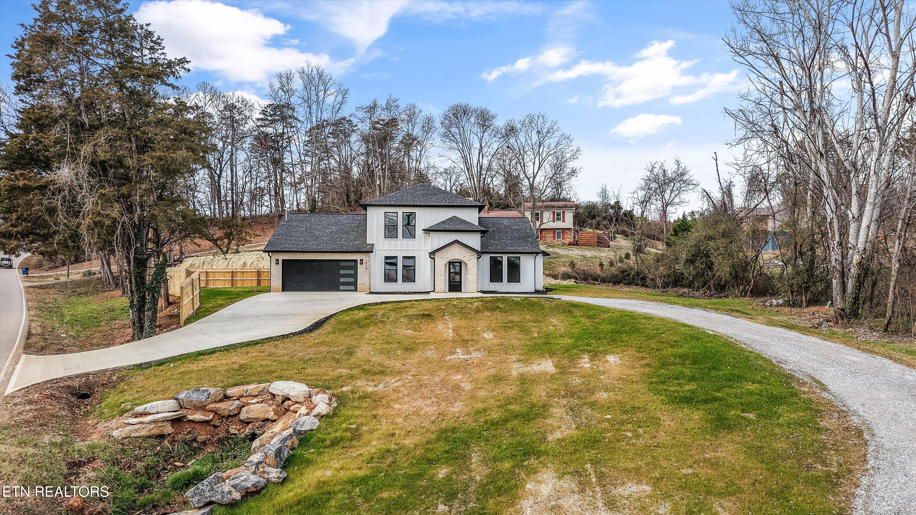 1024 N Gay Street Dandridge TN 37725