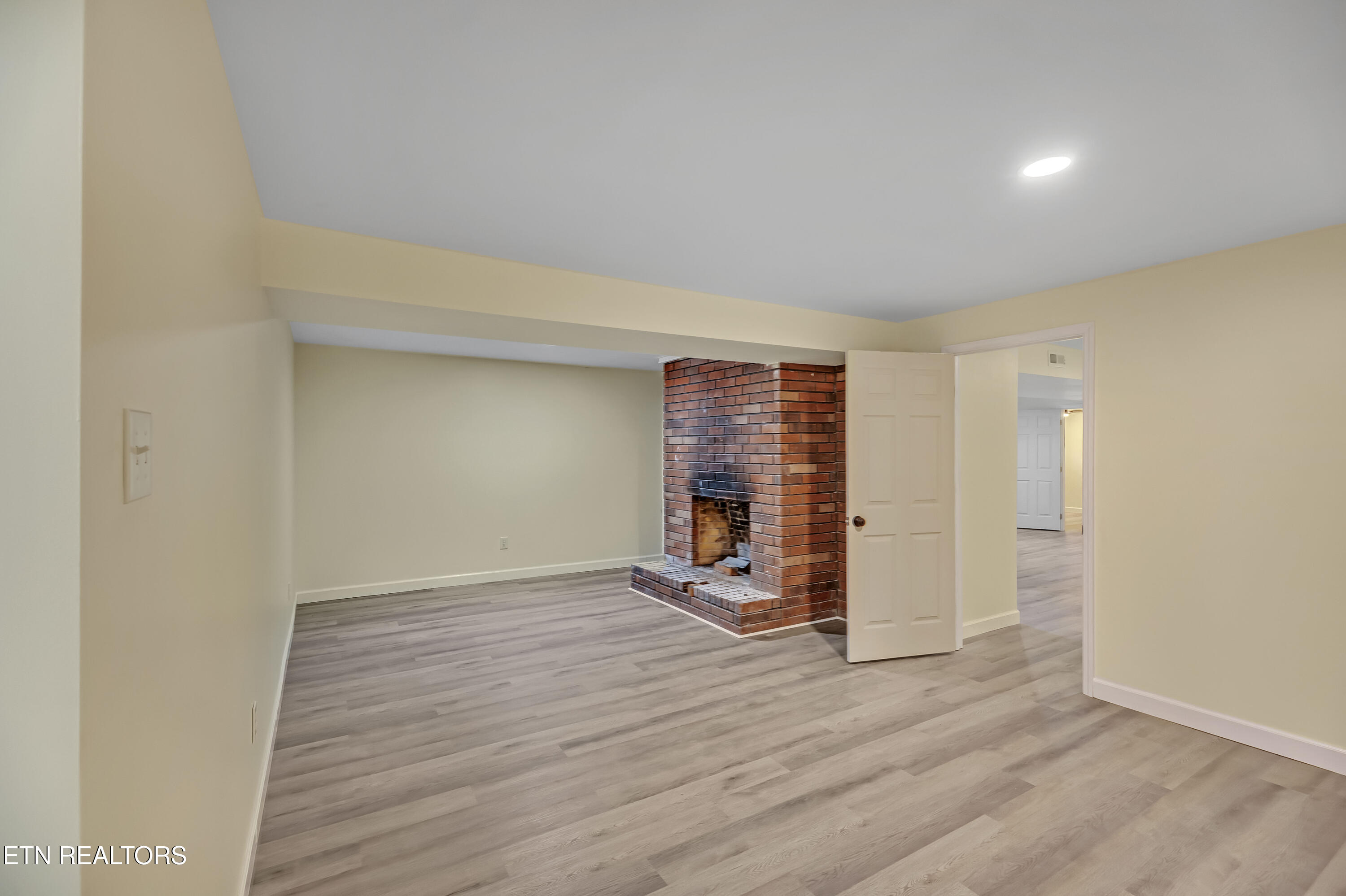 5160 Indian Warpath Road Maryville TN 37803