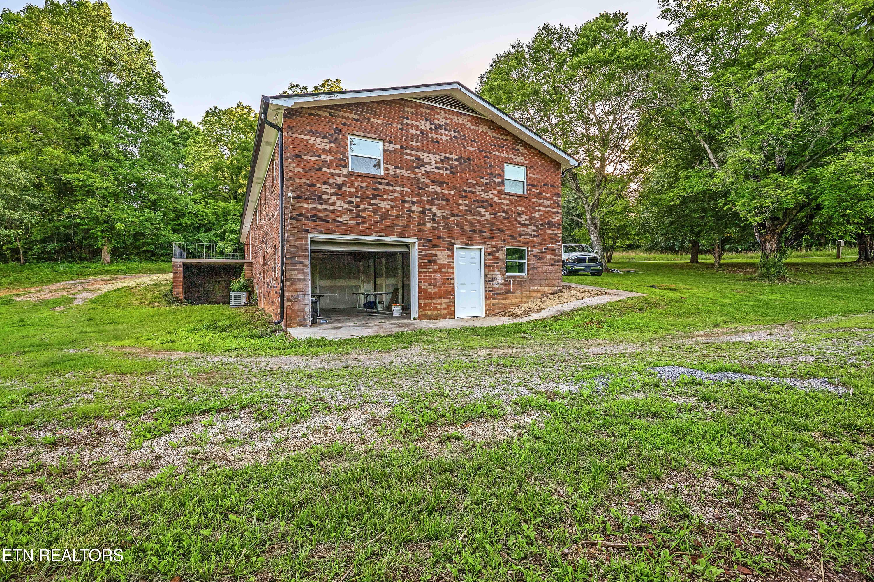 5160 Indian Warpath Road Maryville TN 37803