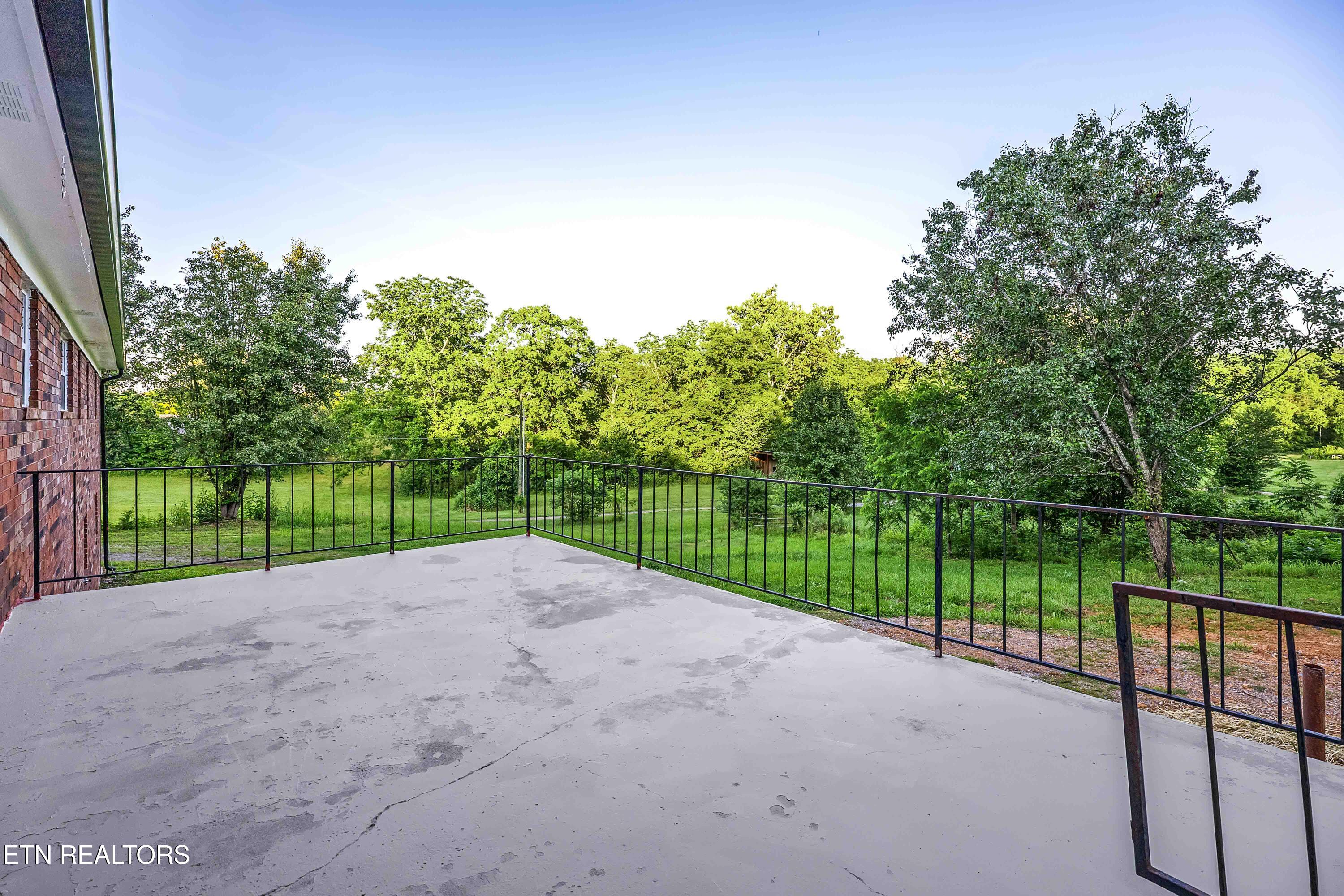 5160 Indian Warpath Road Maryville TN 37803