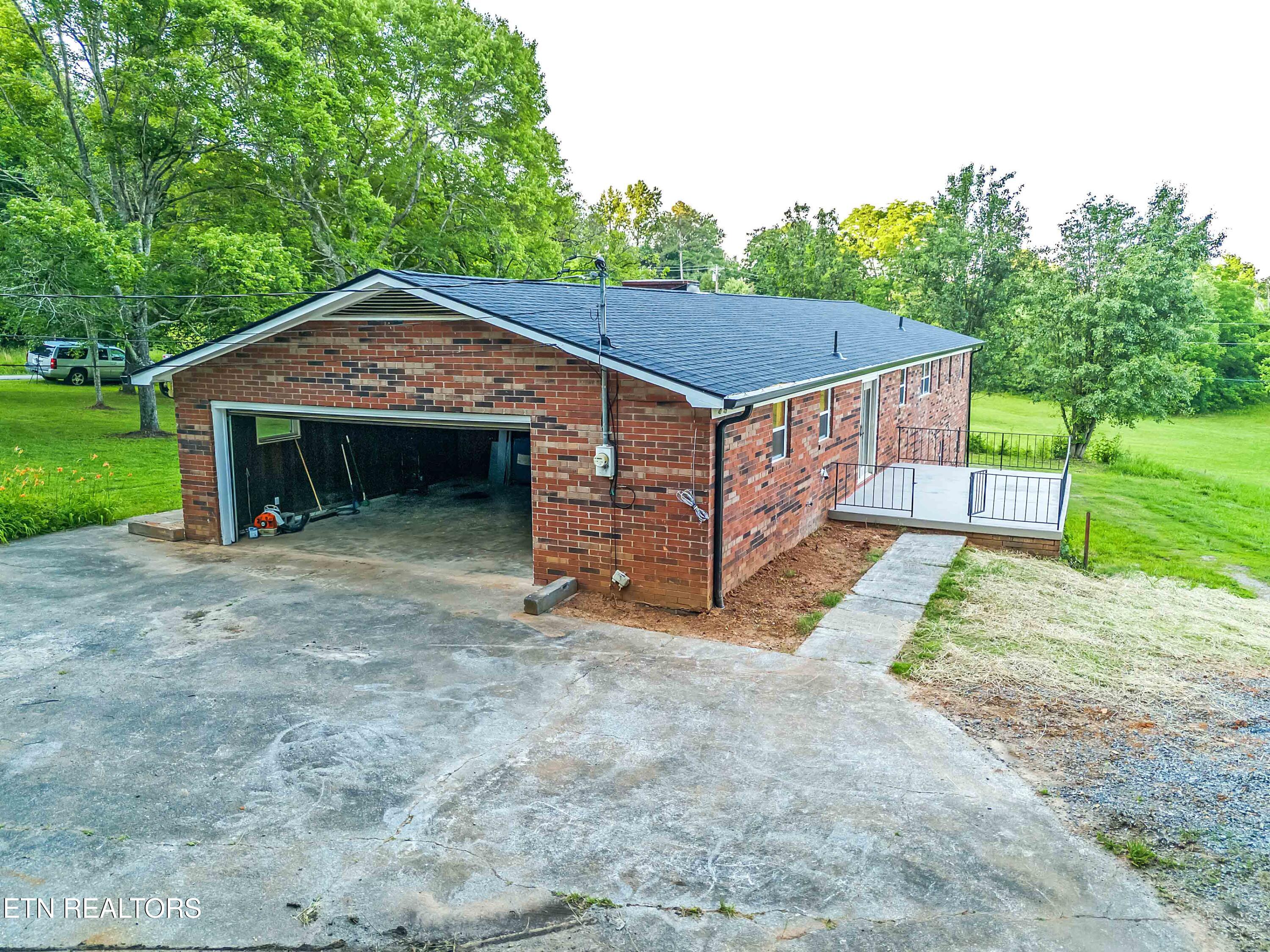 5160 Indian Warpath Road Maryville TN 37803
