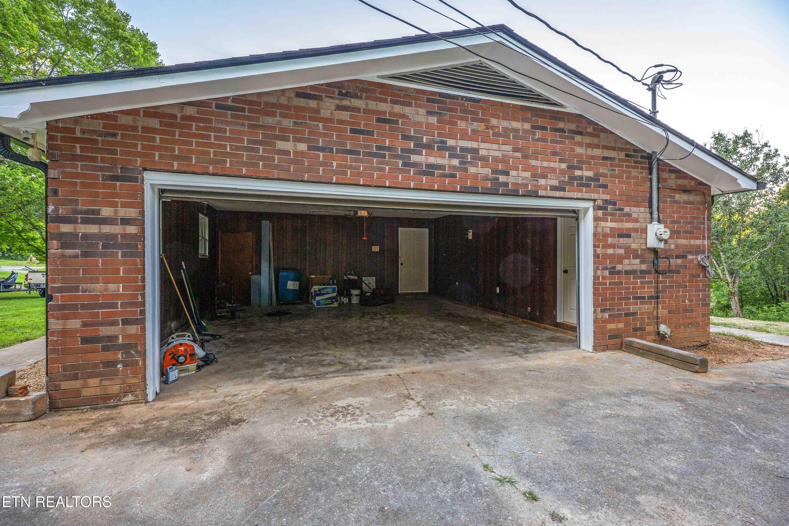 5160 Indian Warpath Road Maryville TN 37803