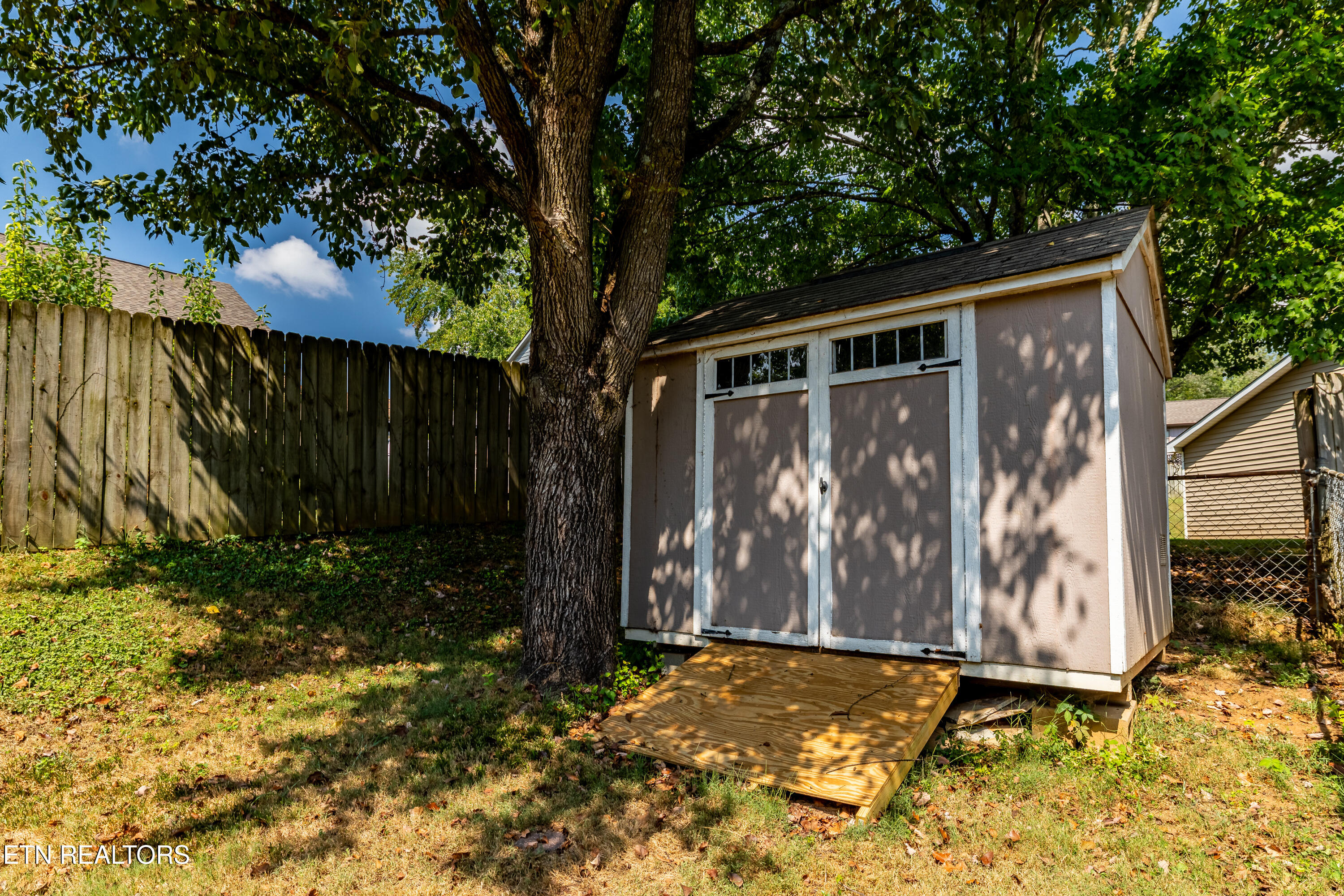 805 Black Rock Circle Knoxville TN 37934