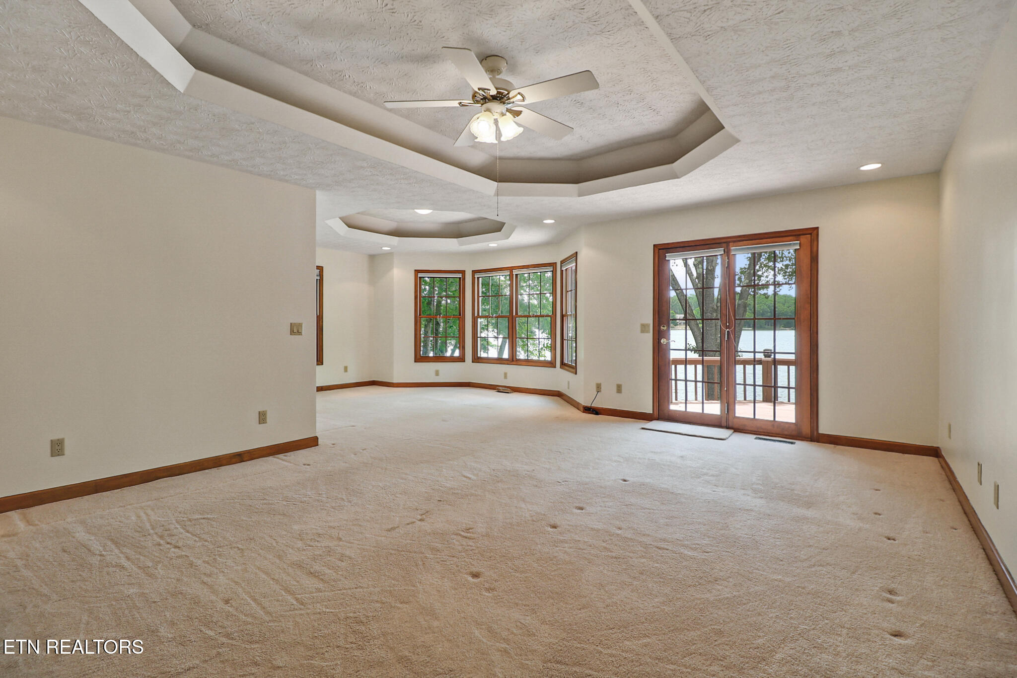 144 Lakewood Drive Crossville TN 38558