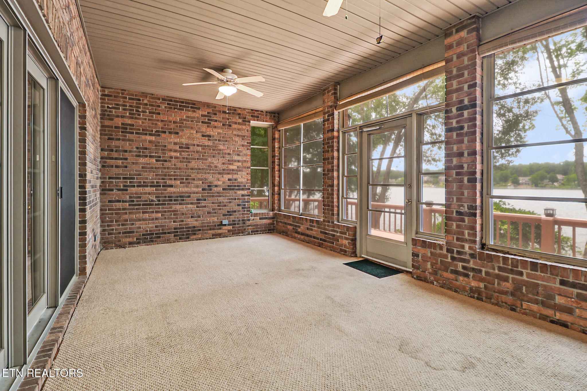 144 Lakewood Drive Crossville TN 38558