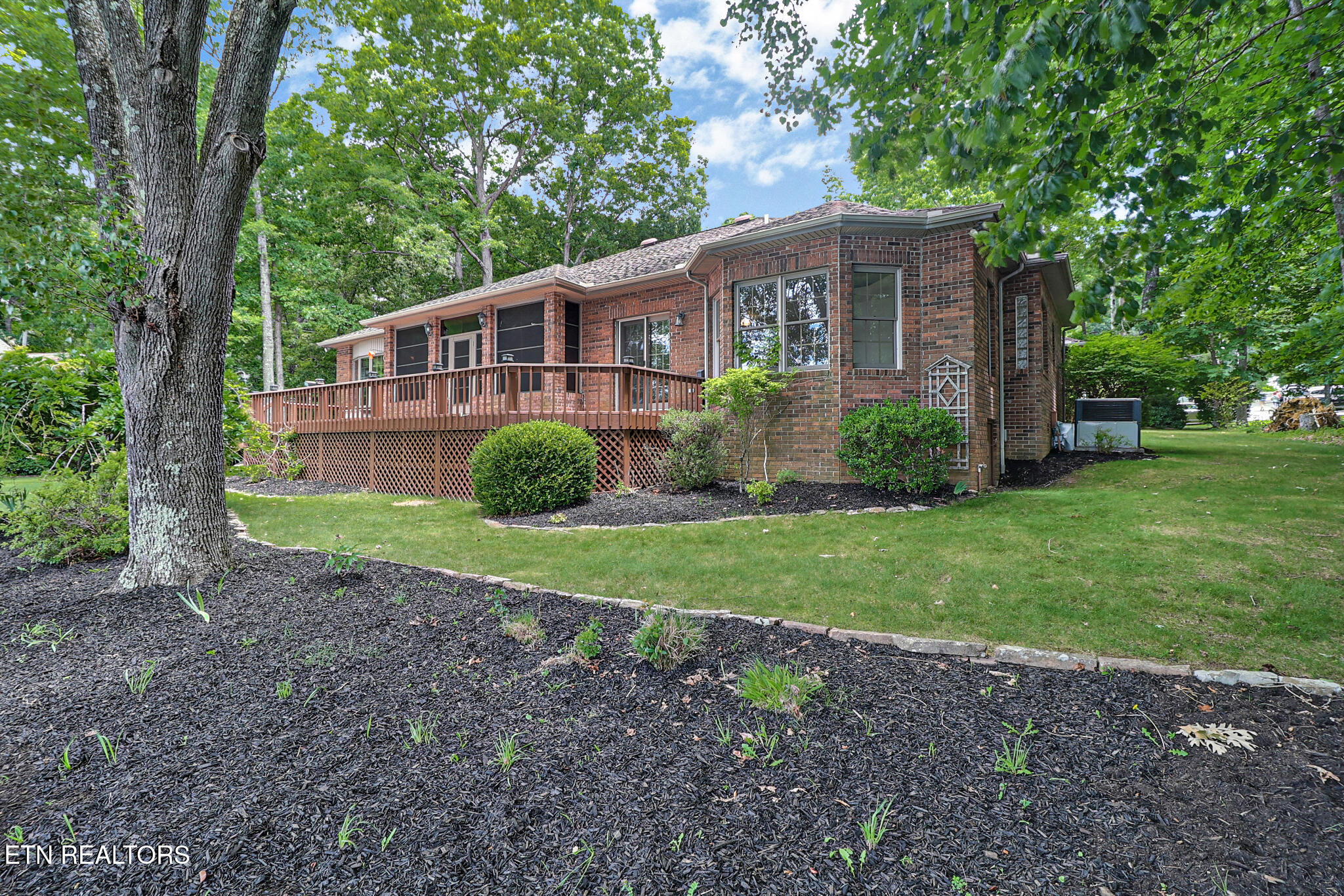 144 Lakewood Drive Crossville TN 38558