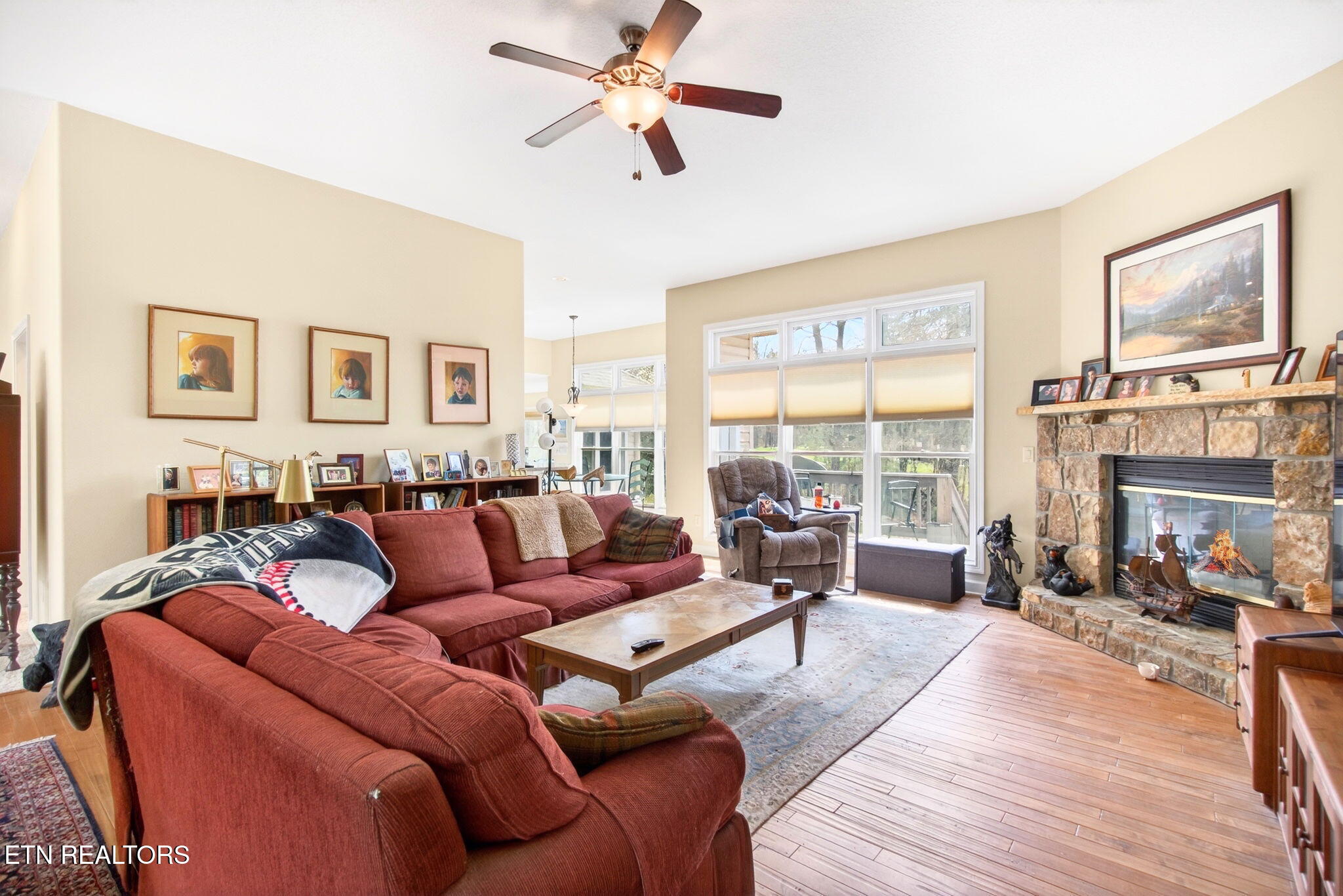 16 Conrad Circle Crossville TN 38558