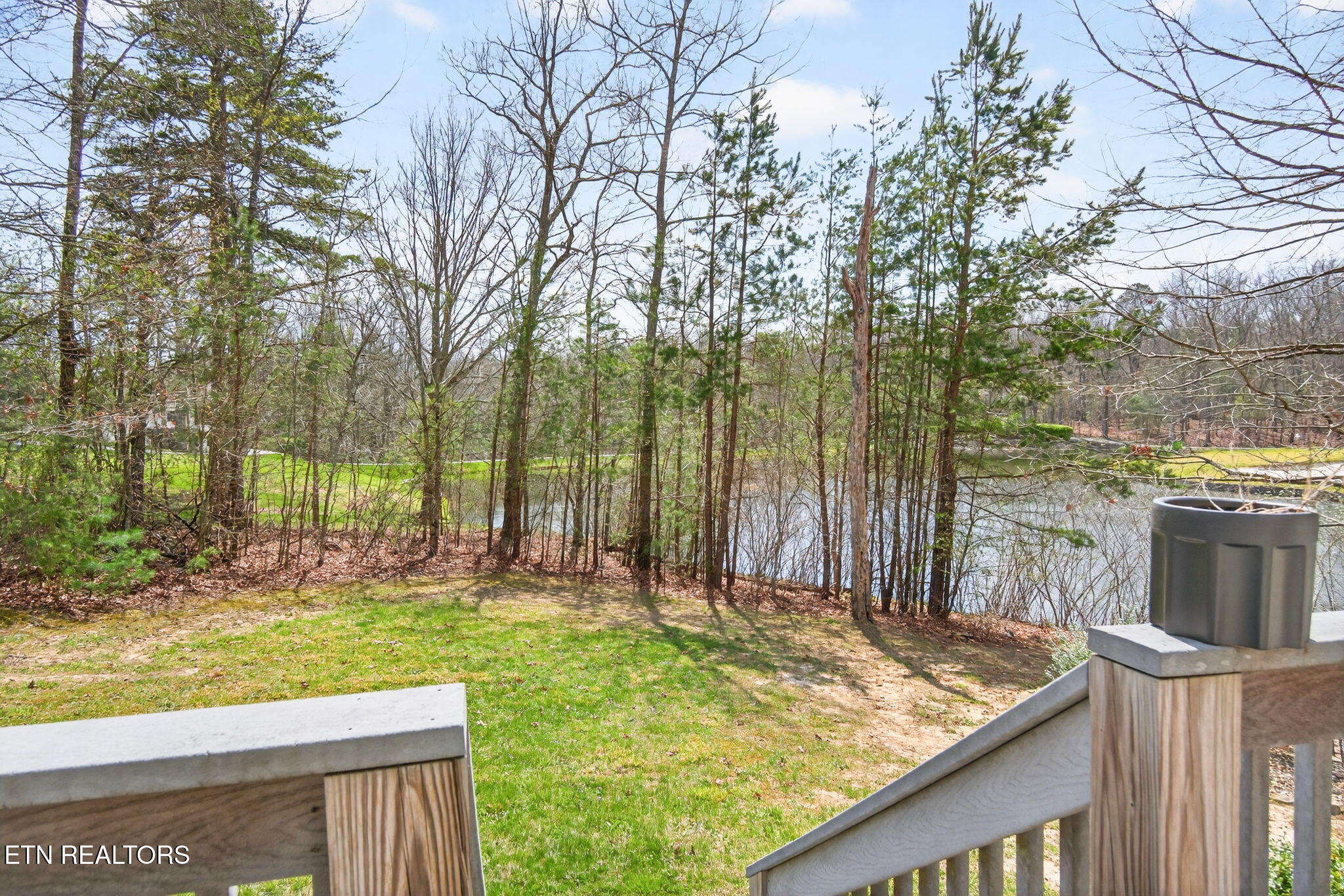 16 Conrad Circle Crossville TN 38558