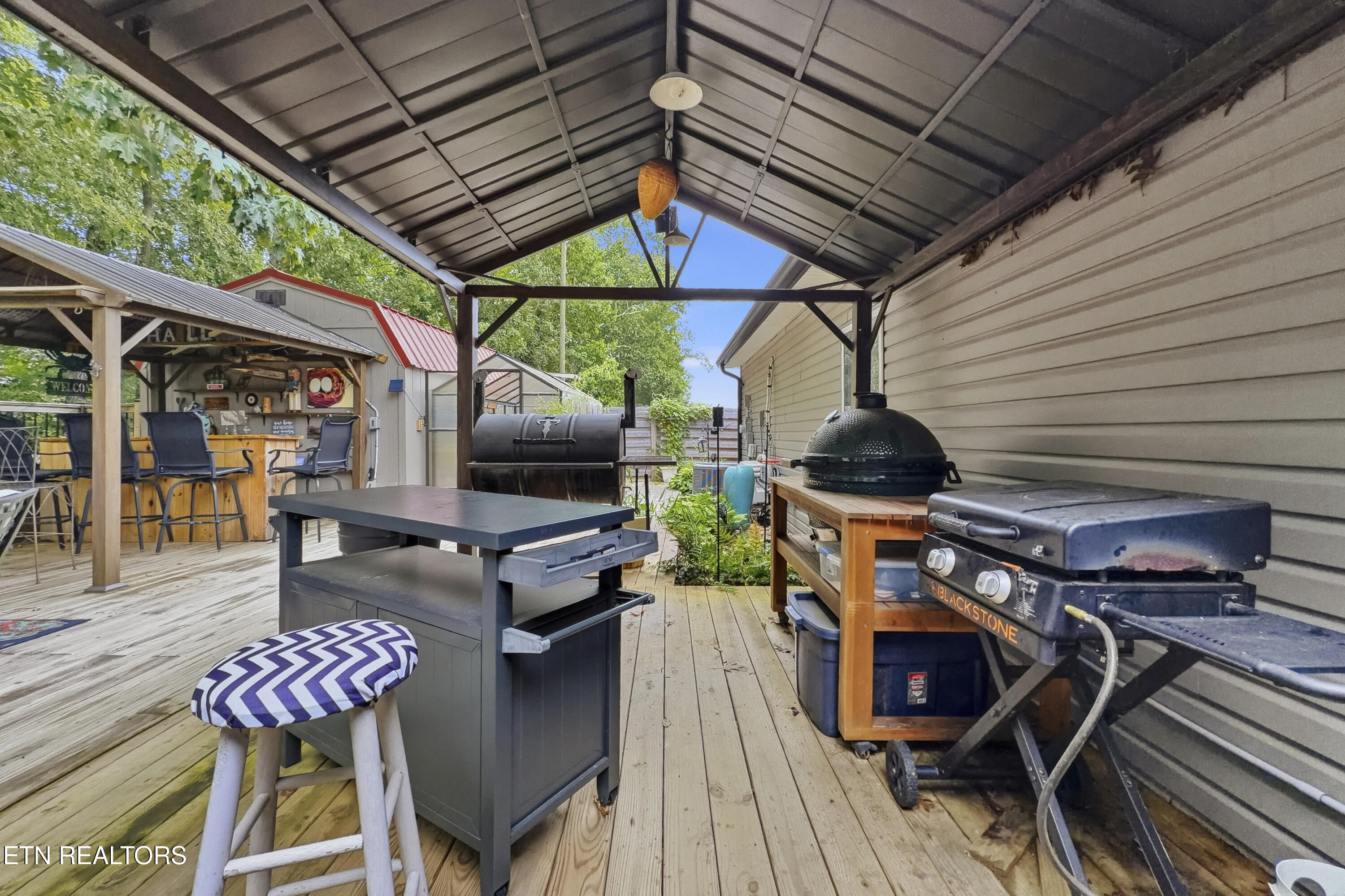 2240 E Union Valley Road Seymour TN 37865