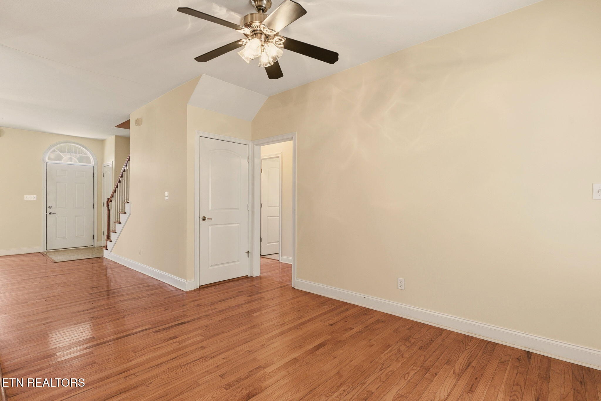 321 W Bullrun Valley Drive Heiskell TN 37754
