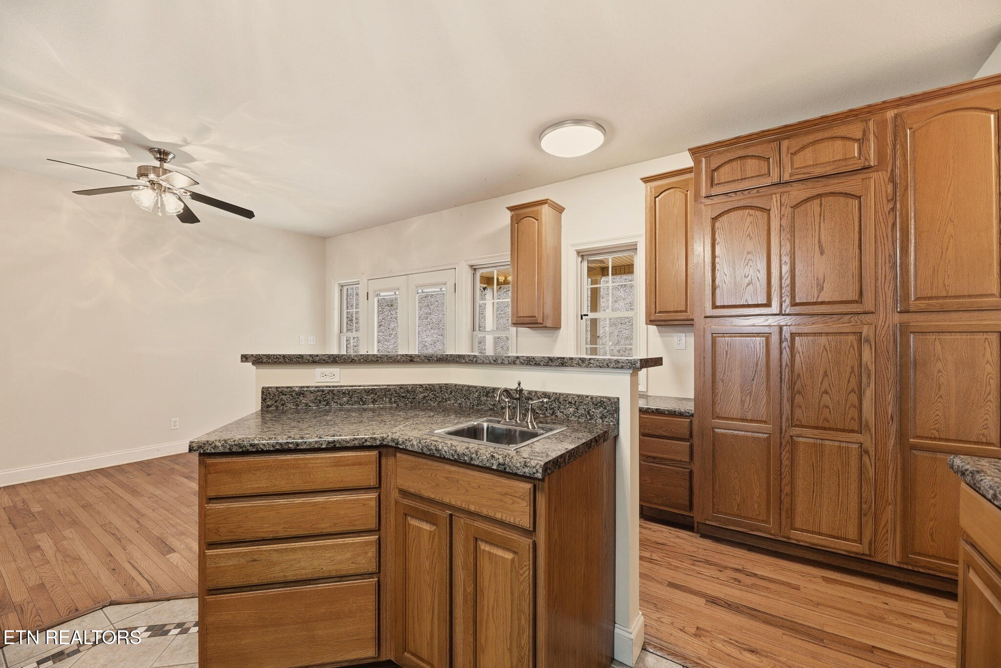 321 W Bullrun Valley Drive Heiskell TN 37754