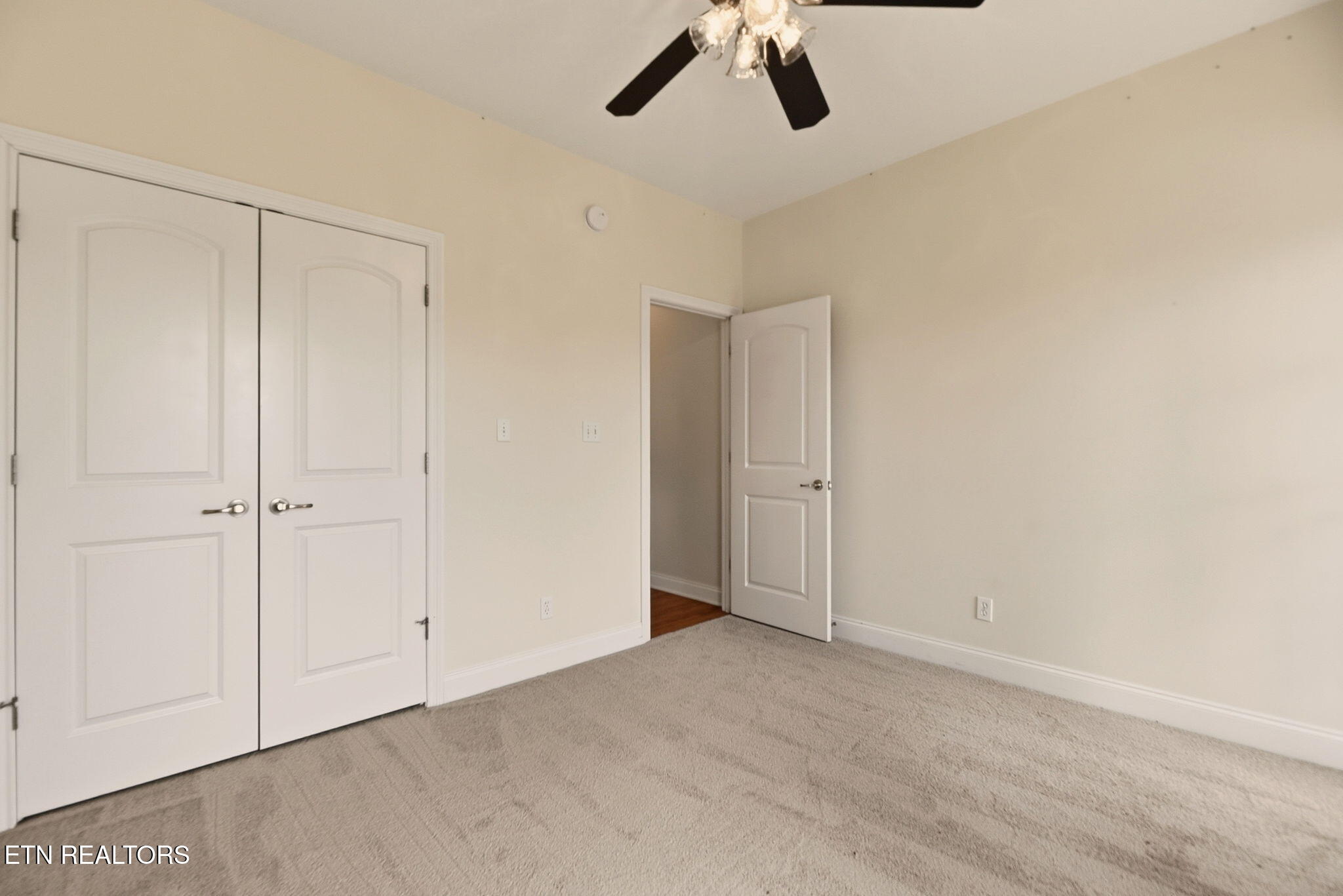 321 W Bullrun Valley Drive Heiskell TN 37754