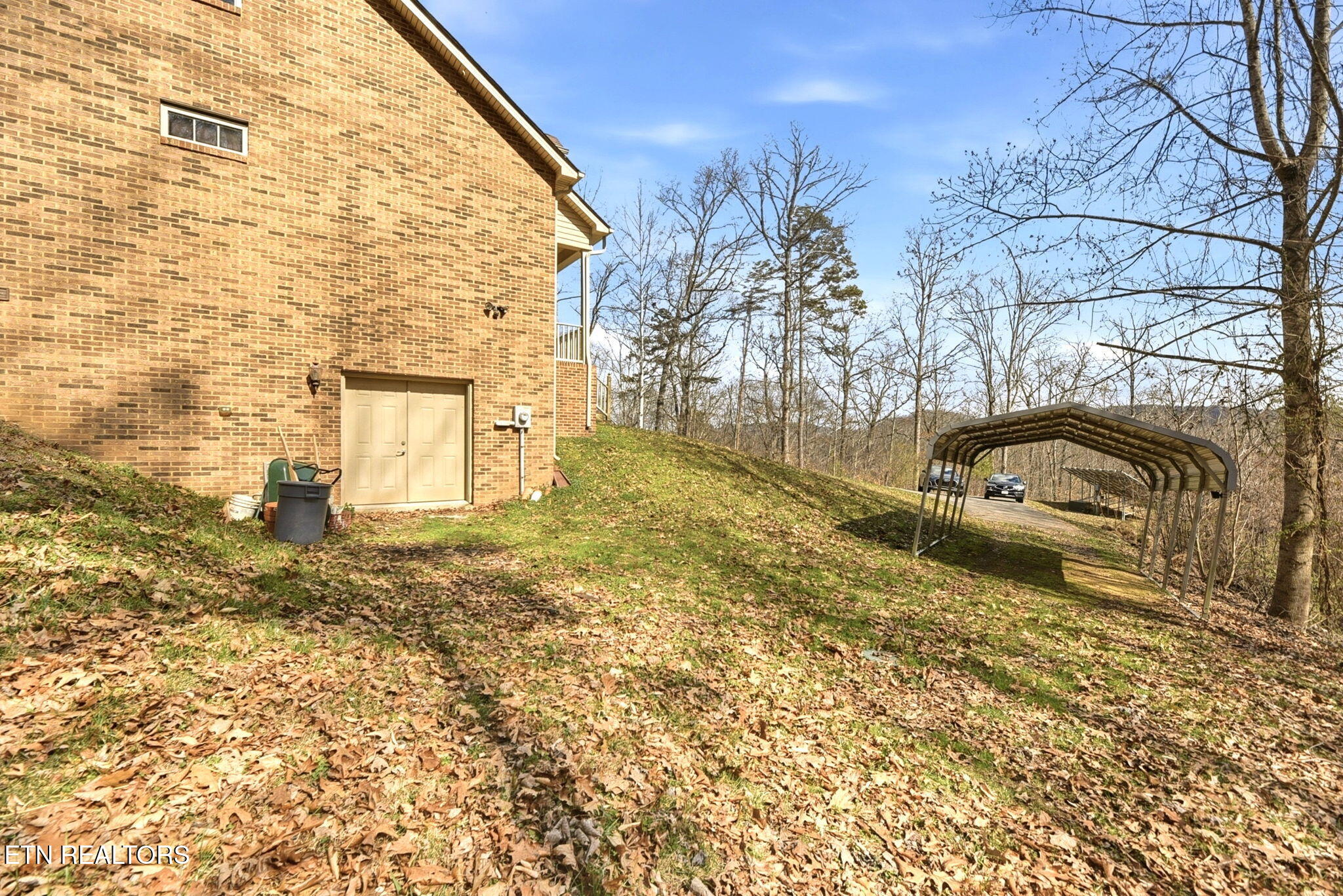 321 W Bullrun Valley Drive Heiskell TN 37754