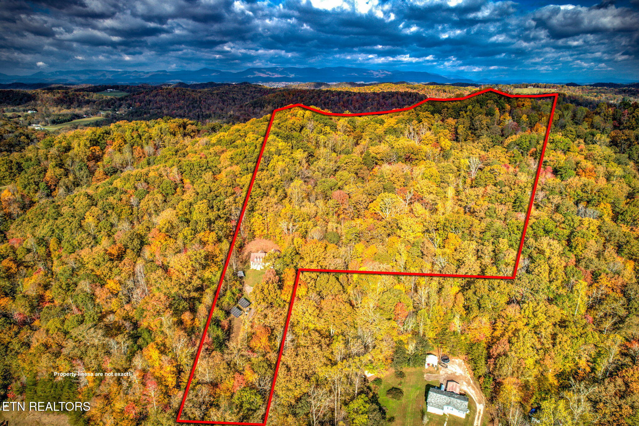 321 W Bullrun Valley Drive Heiskell TN 37754
