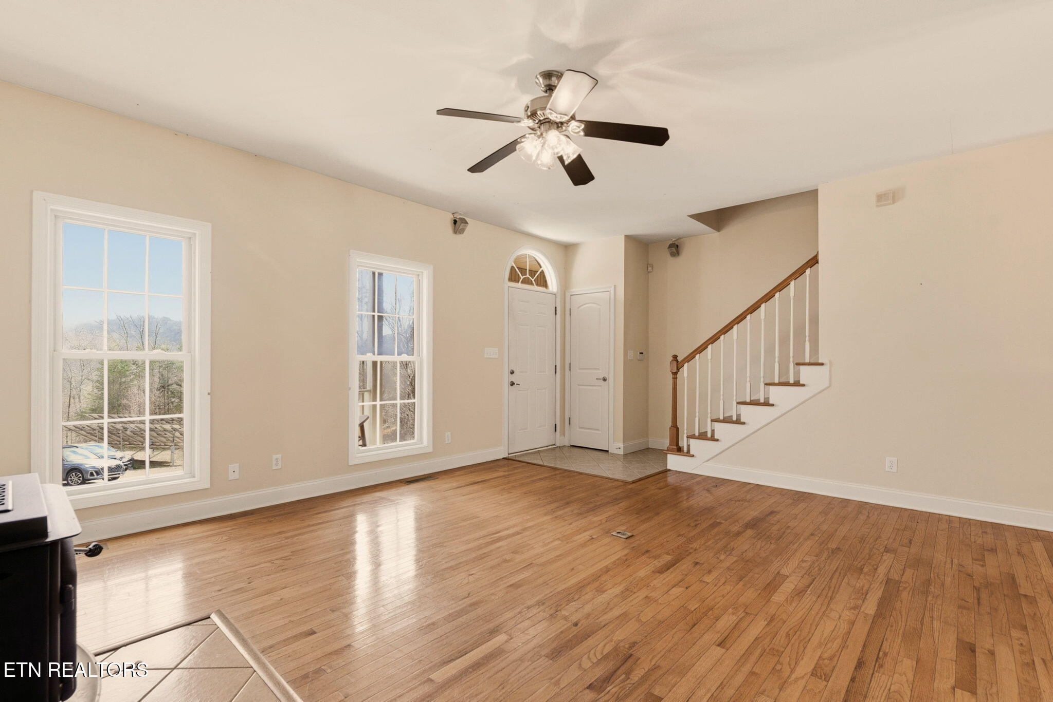 321 W Bullrun Valley Drive Heiskell TN 37754