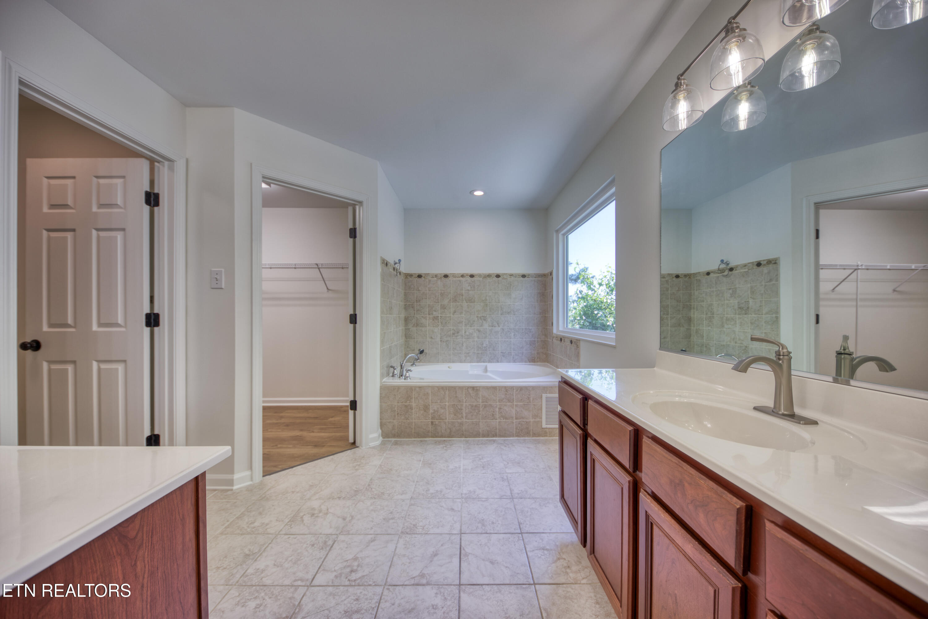 11119 Hatteras Drive Knoxville TN 37934
