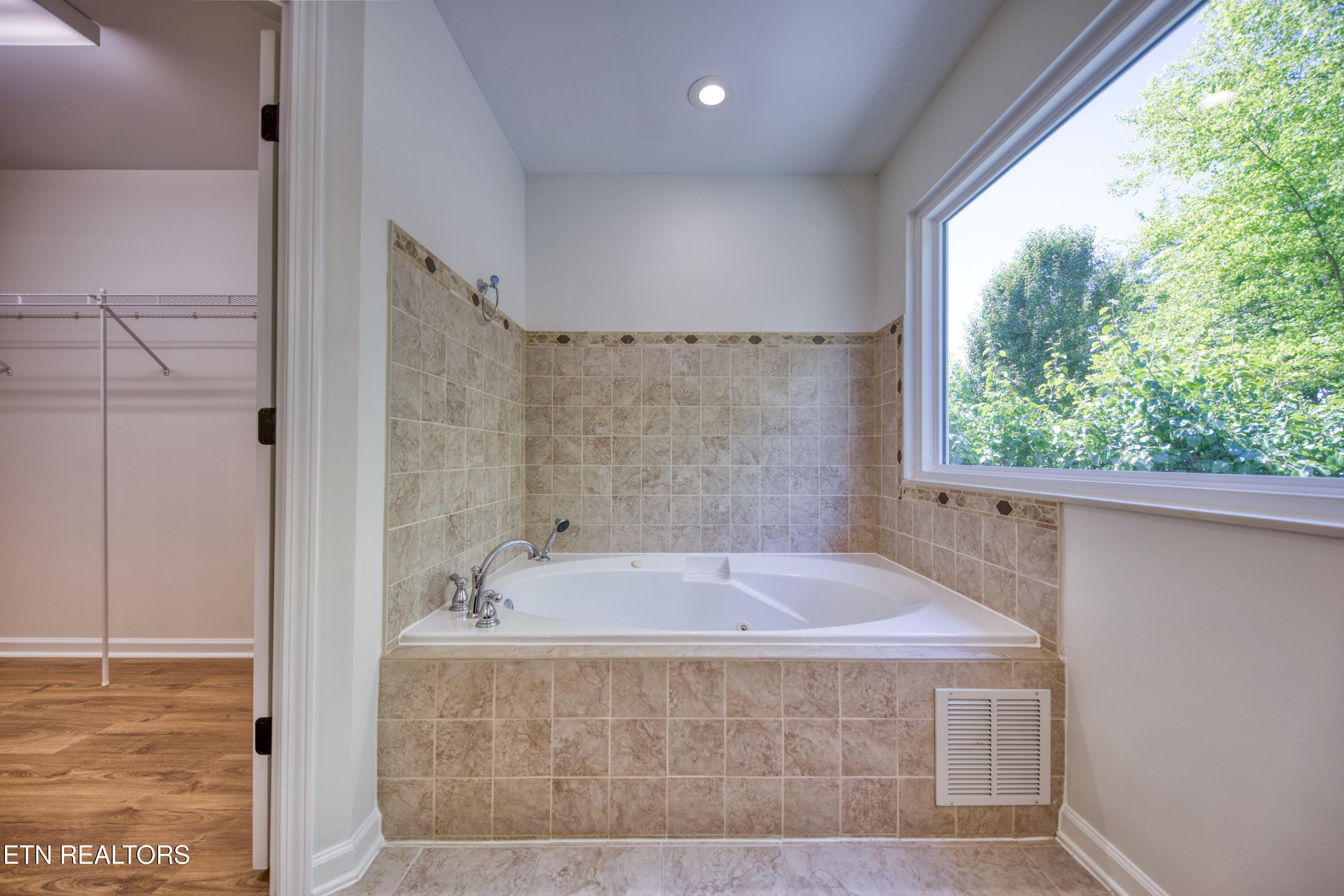 11119 Hatteras Drive Knoxville TN 37934