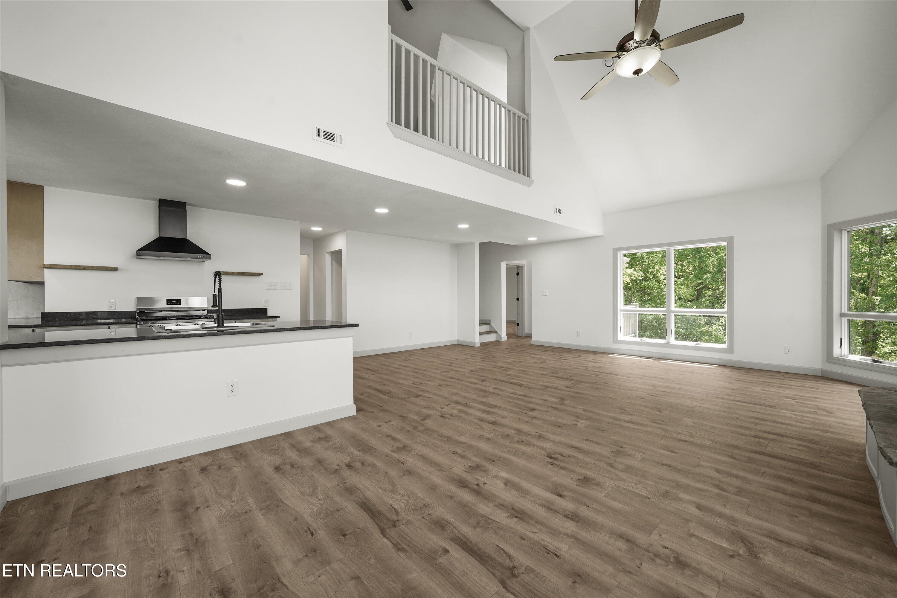 4762 Russell Brothers Road Sharps Chapel TN 37866