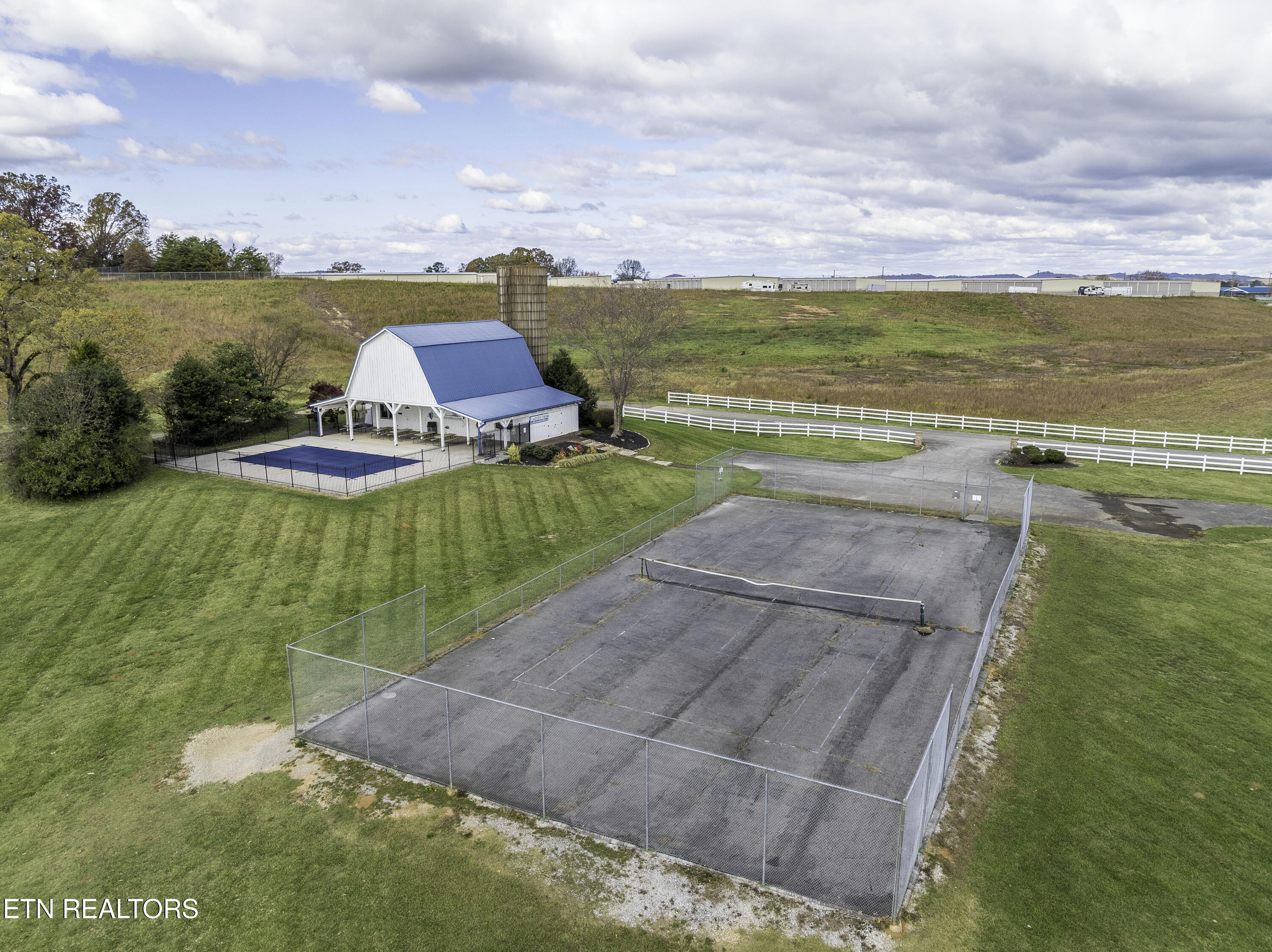118 Country Way Road Vonore TN 37885