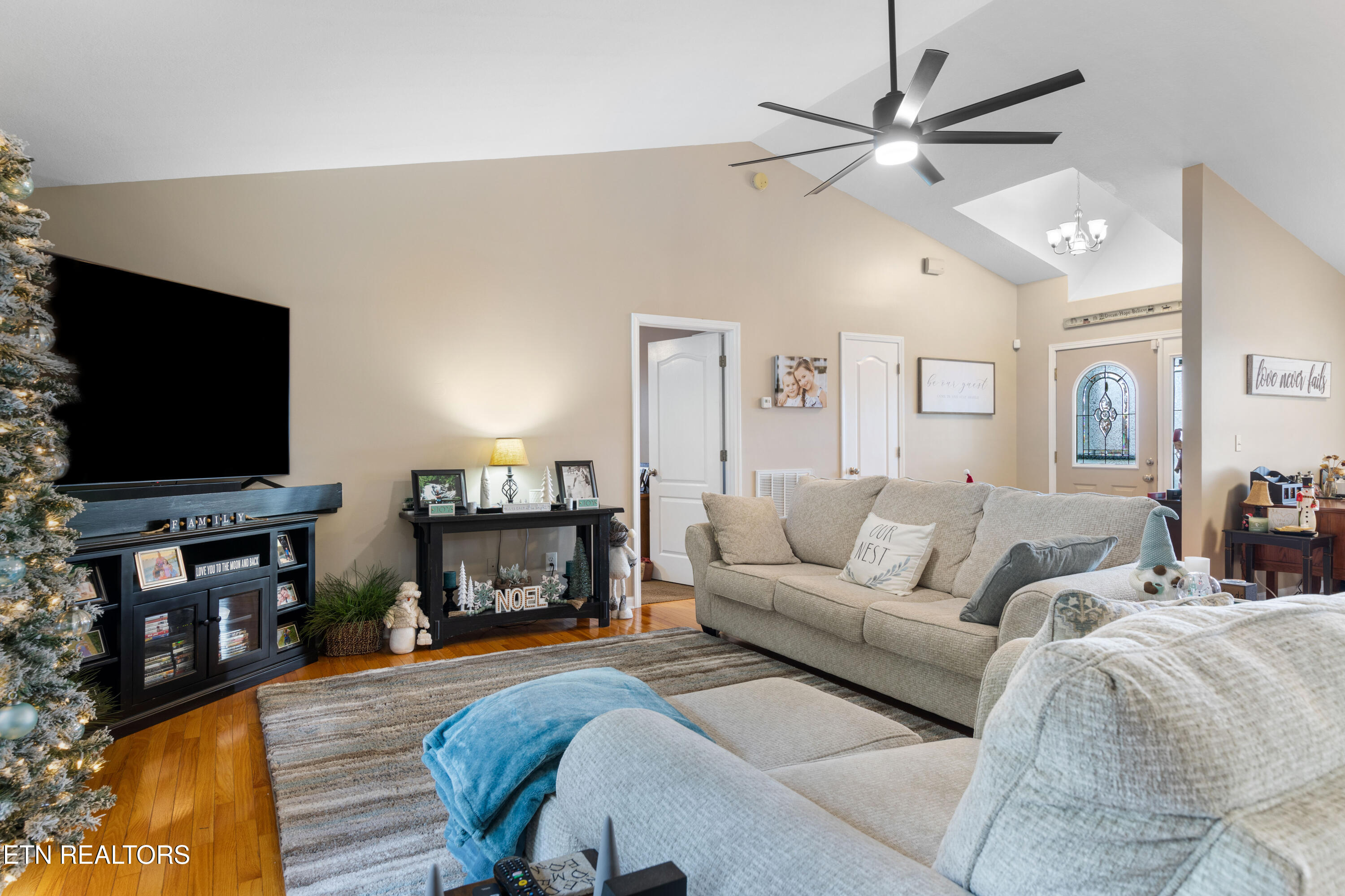 118 Country Way Road Vonore TN 37885