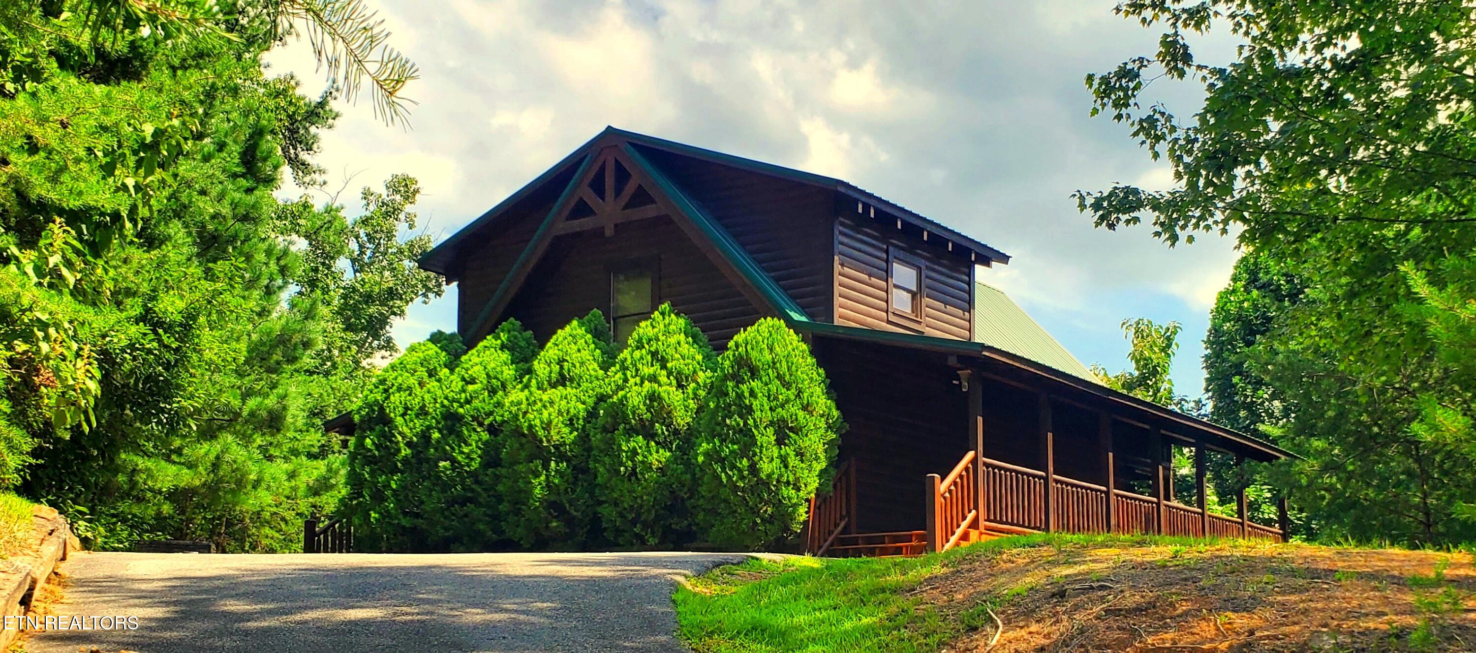 2705 Sawmill Branch Drive Sevierville TN 37862
