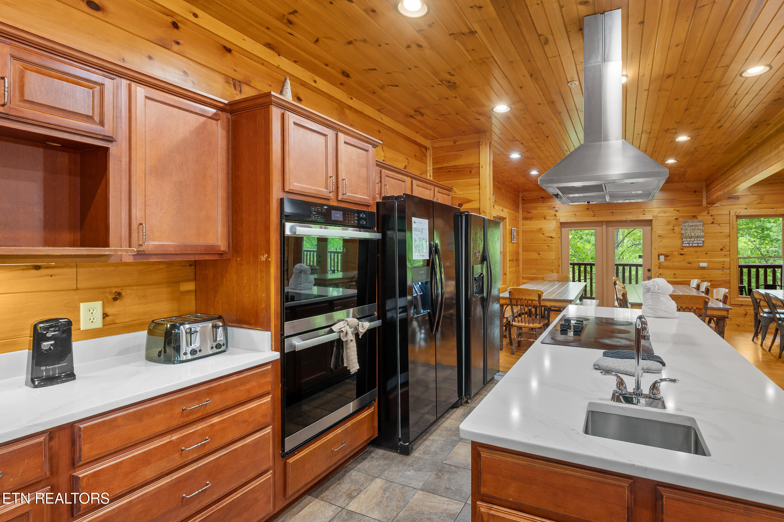 213 Dogwood Point Way Gatlinburg TN 37738
