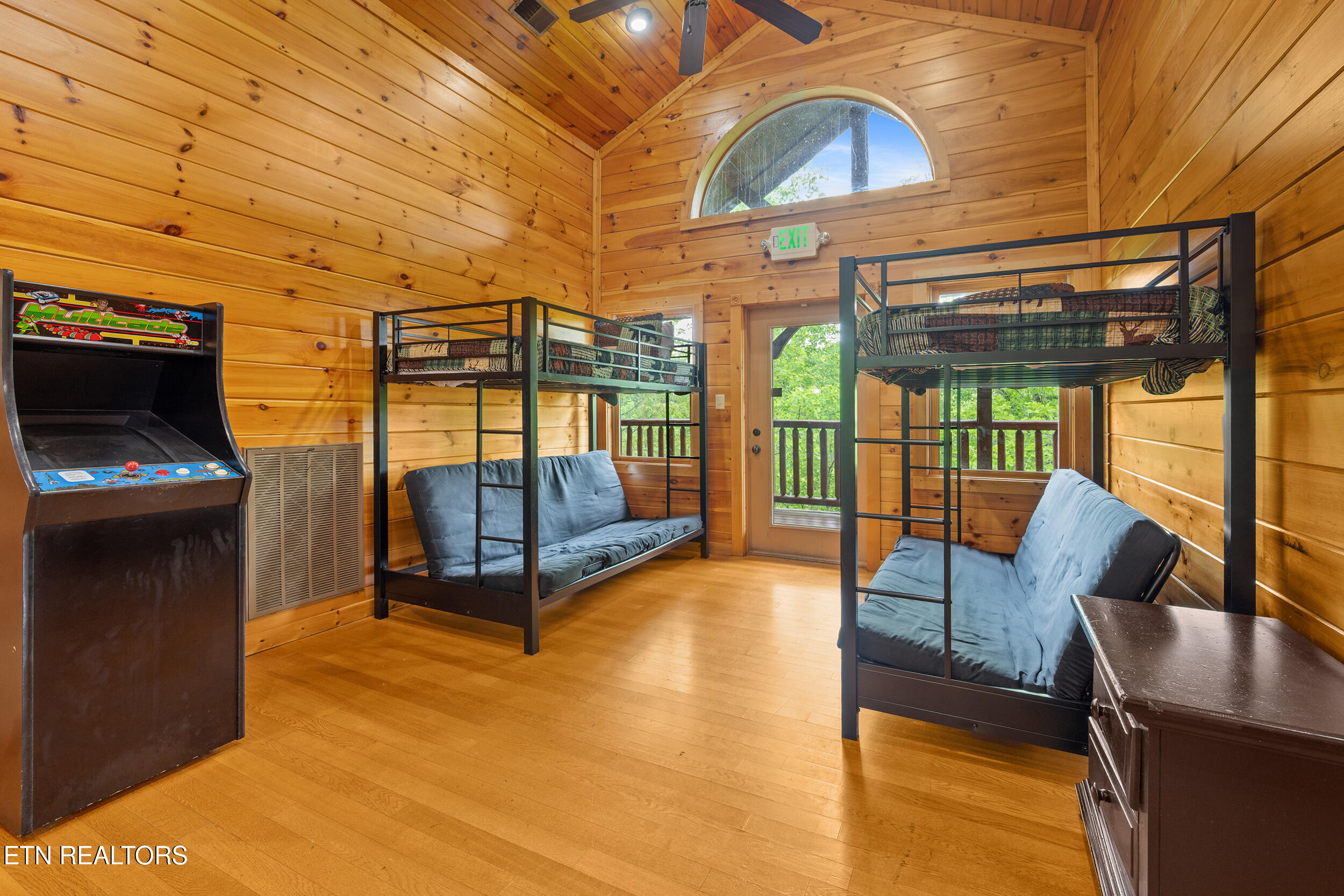 213 Dogwood Point Way Gatlinburg TN 37738