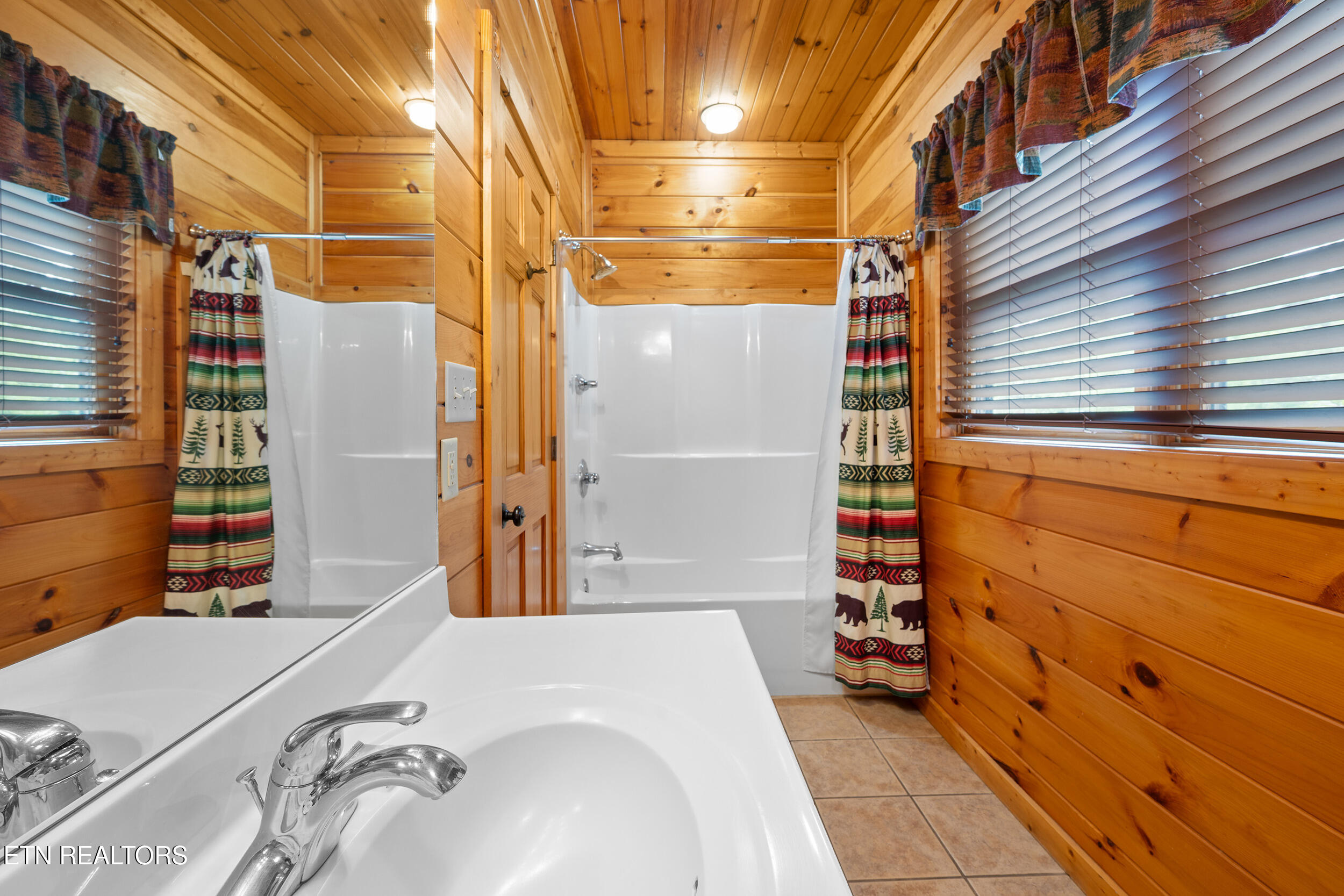 213 Dogwood Point Way Gatlinburg TN 37738