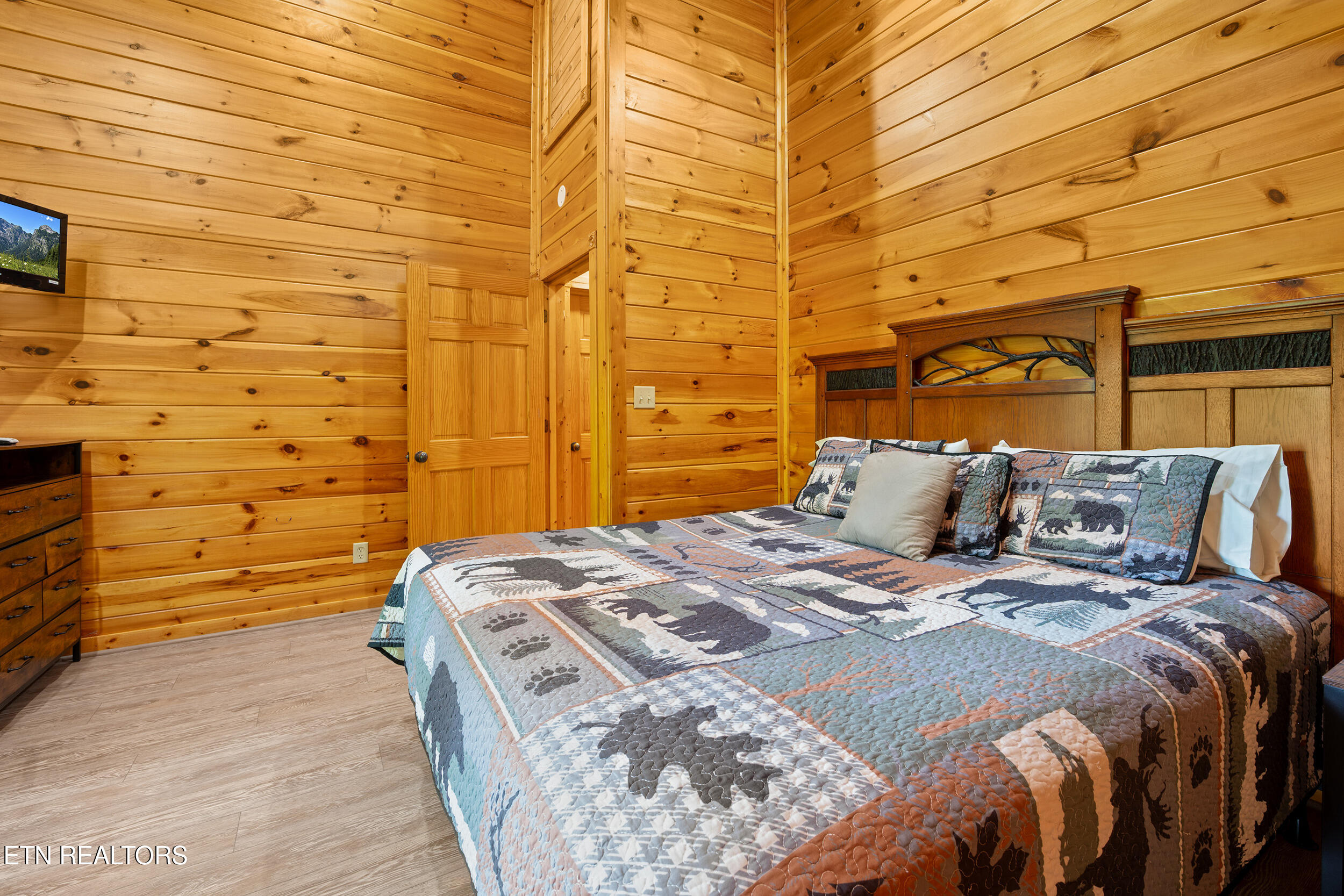 213 Dogwood Point Way Gatlinburg TN 37738