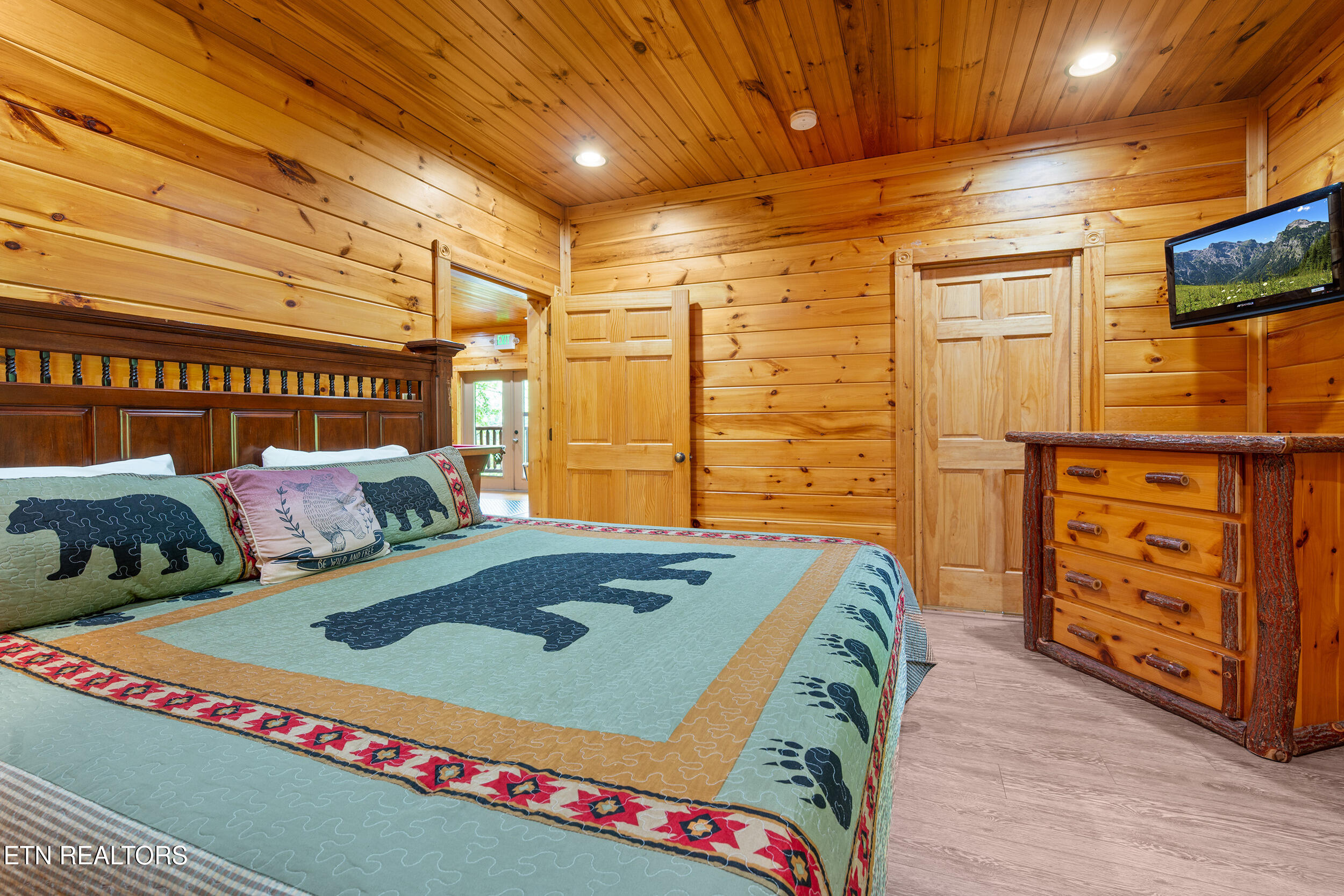 213 Dogwood Point Way Gatlinburg TN 37738