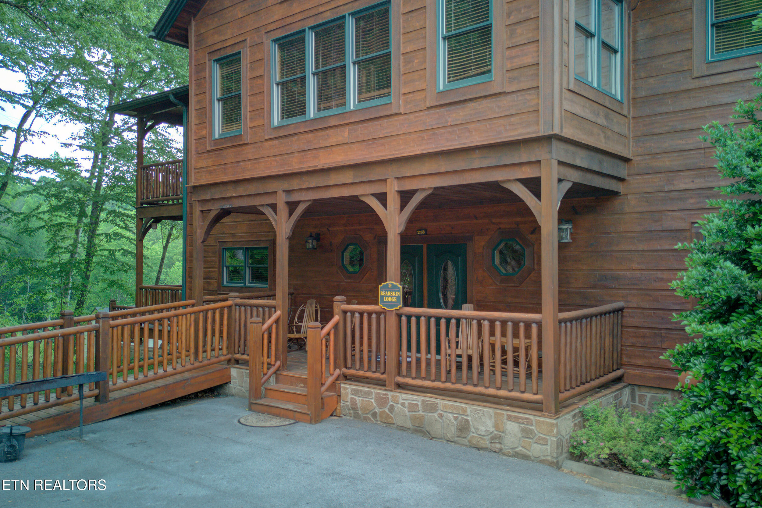213 Dogwood Point Way Gatlinburg TN 37738