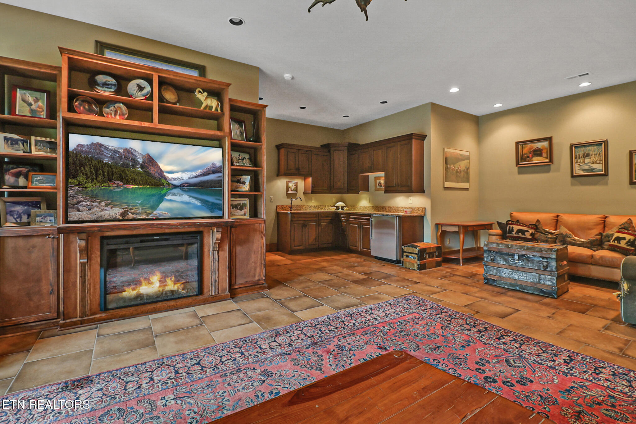 402 Charit Trail Jamestown TN 38556