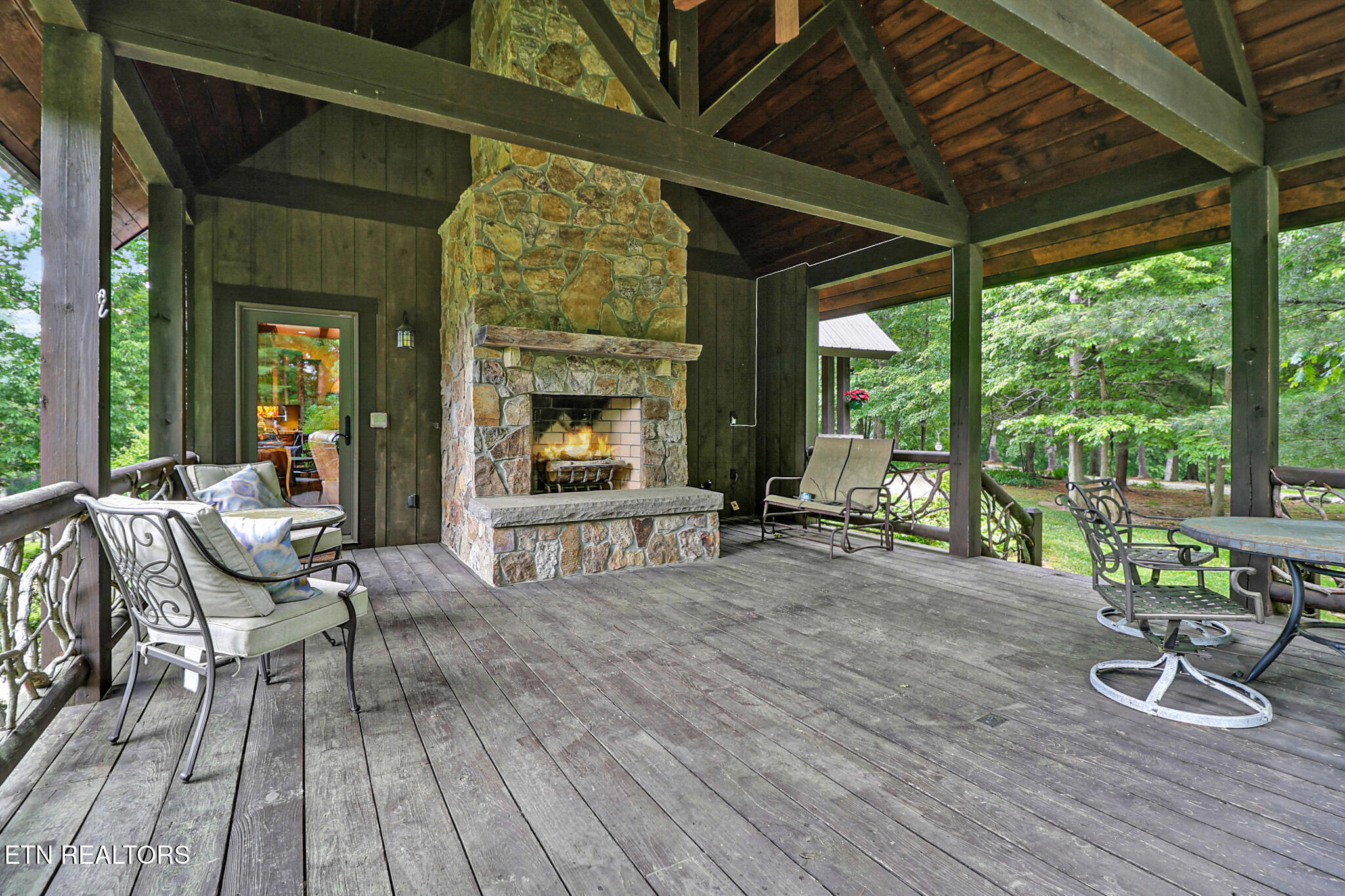 402 Charit Trail Jamestown TN 38556