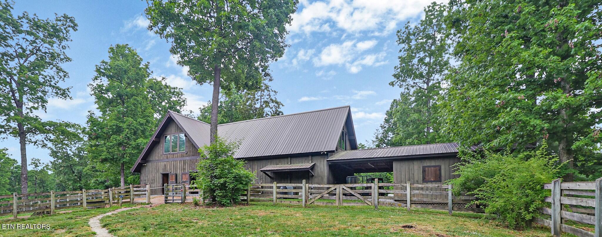 402 Charit Trail Jamestown TN 38556