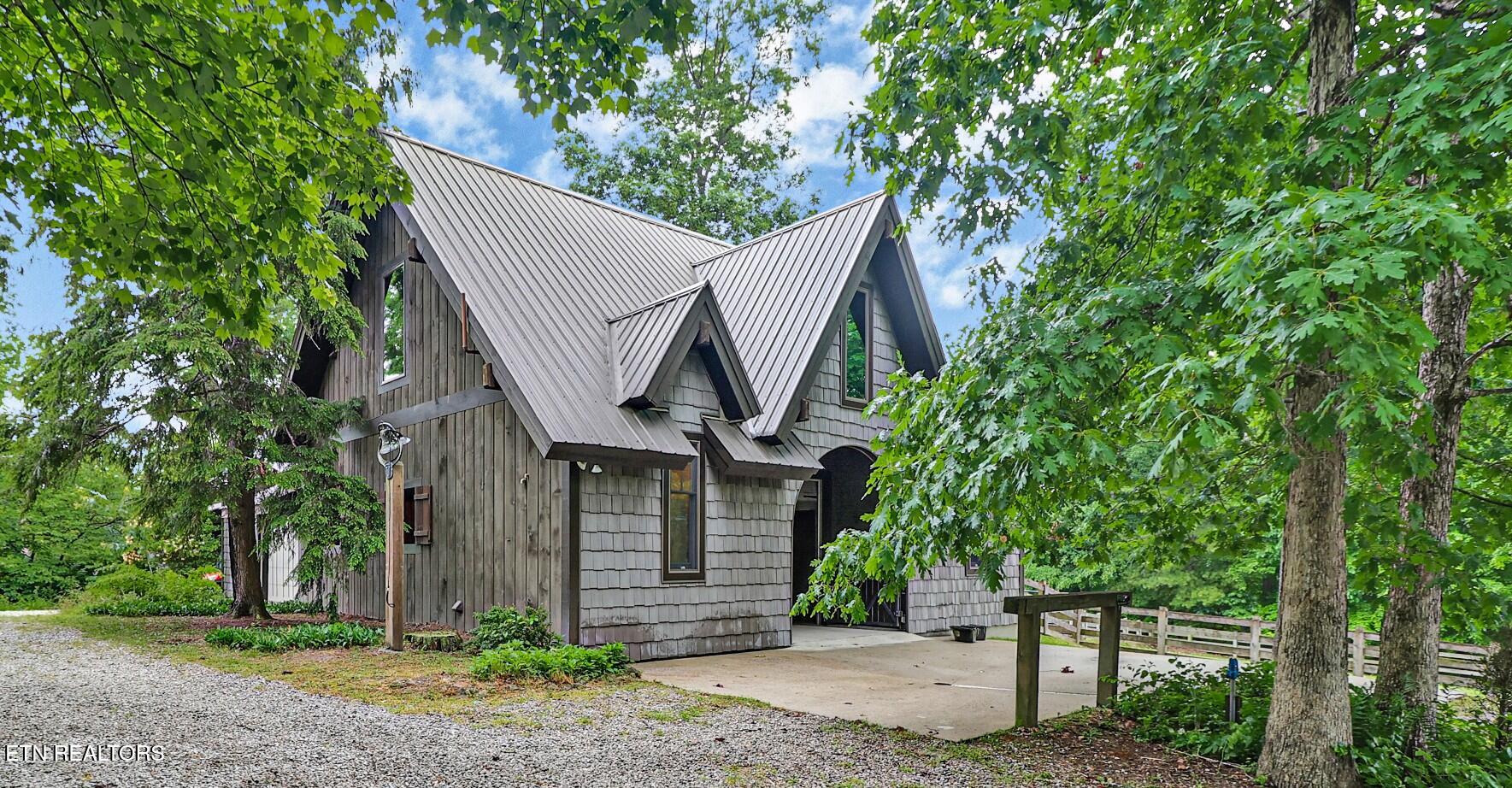 402 Charit Trail Jamestown TN 38556