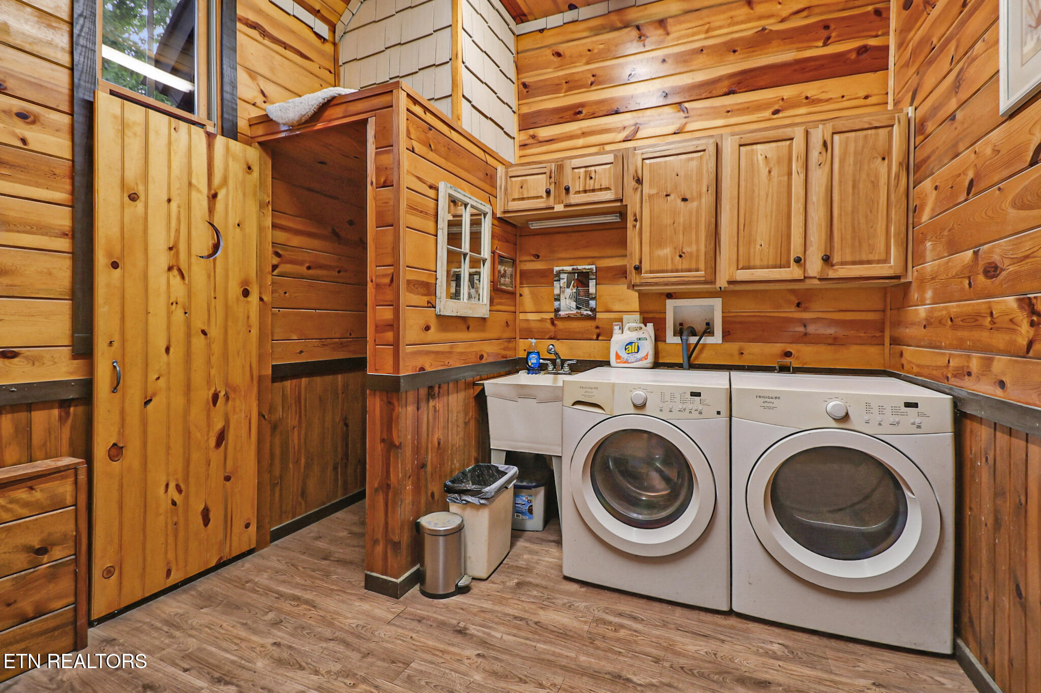 402 Charit Trail Jamestown TN 38556