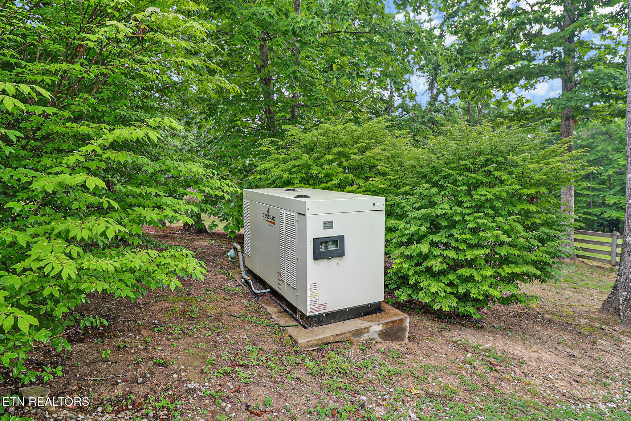 402 Charit Trail Jamestown TN 38556