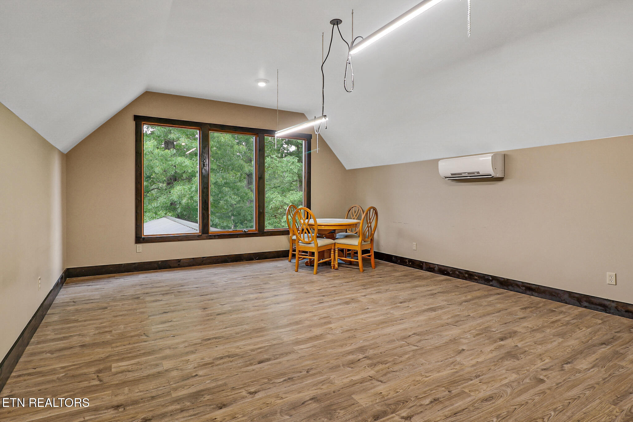 402 Charit Trail Jamestown TN 38556